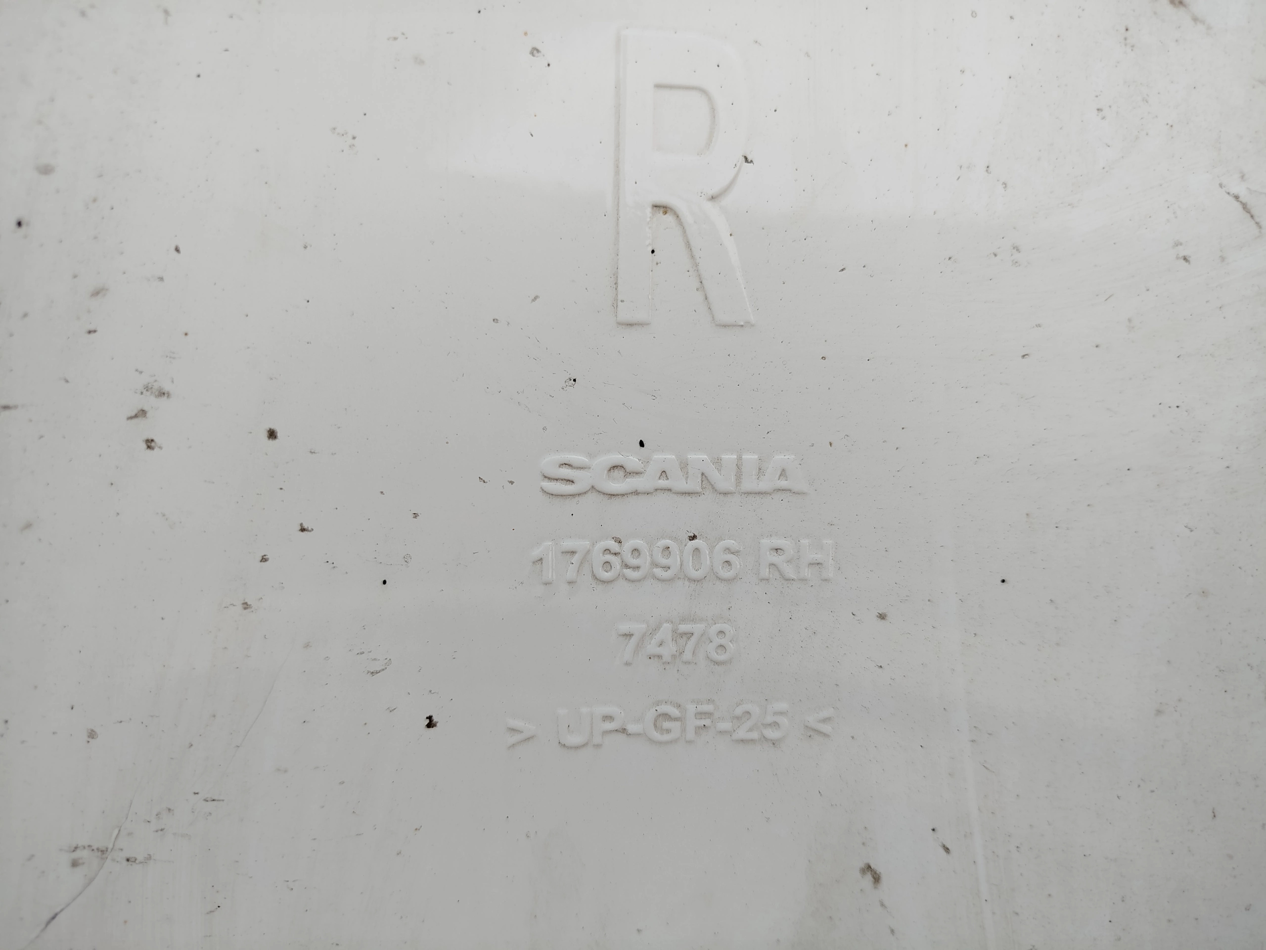 POLIK PRAWY SCANIA R - obrazek 5