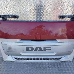 ATRAPA GÓRNA MASKA DAF XF 106