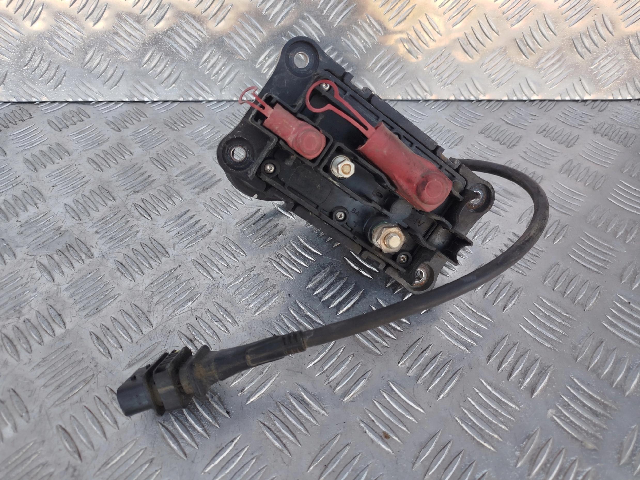 GŁÓWNY WŁĄCZNIK WYŁĄCZNIK PRĄDU SCANIA NTG