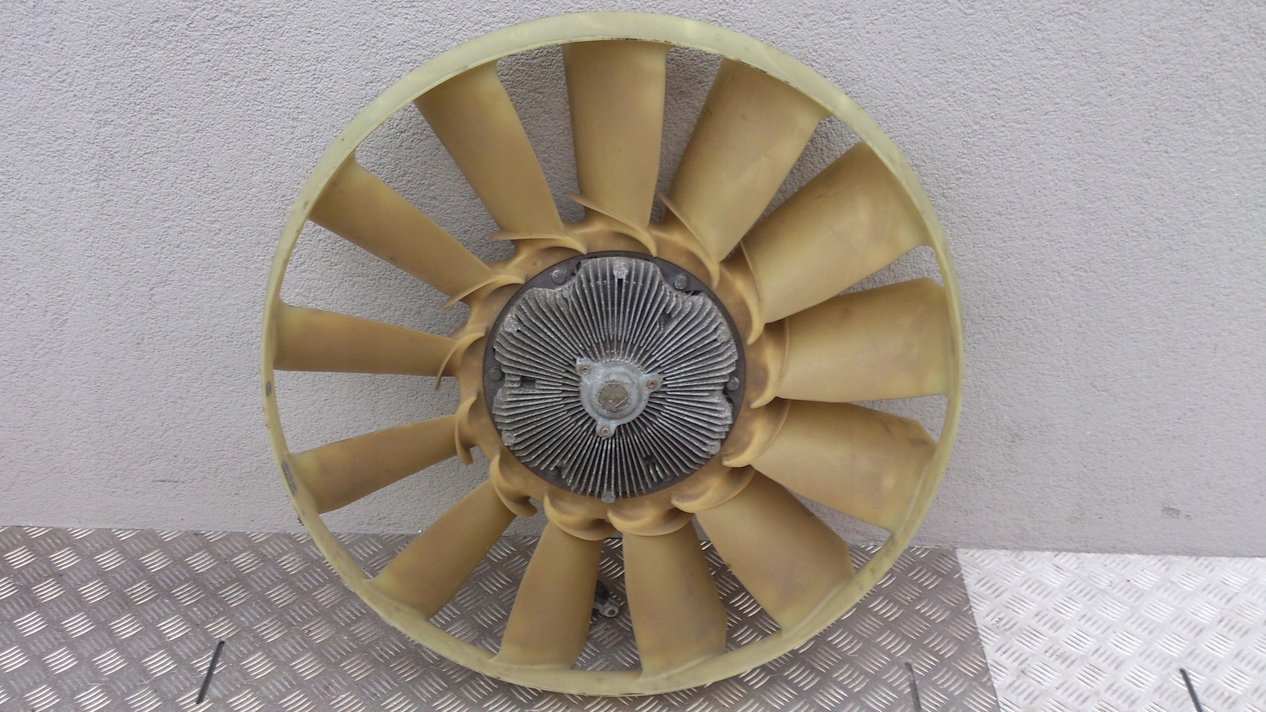 VISKO WISKO WISKOZA WENTYLATOR DAF XF 106