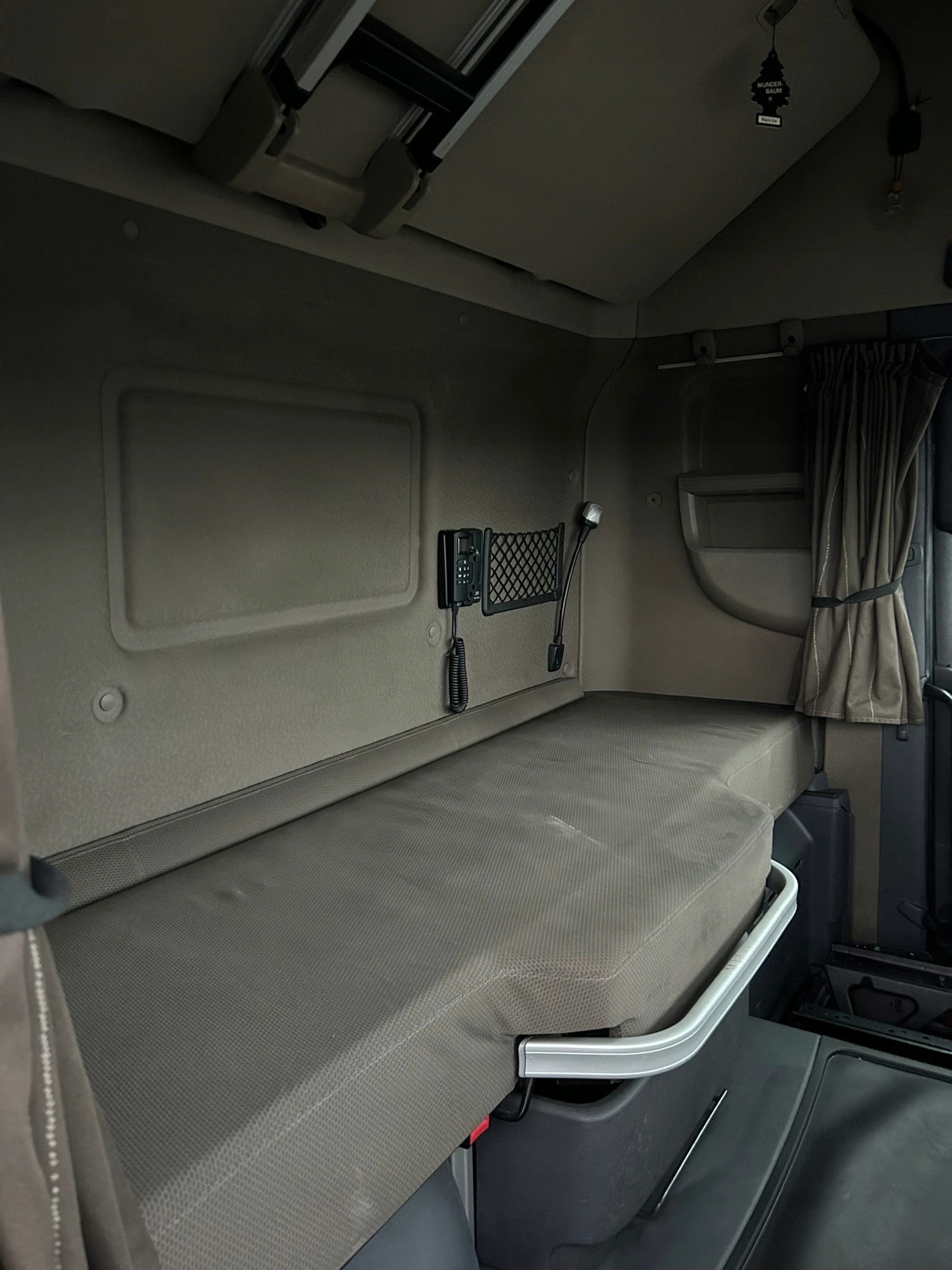 KABINA SCANIA CR19 TOPLINE STREAMLINE - obrazek 9