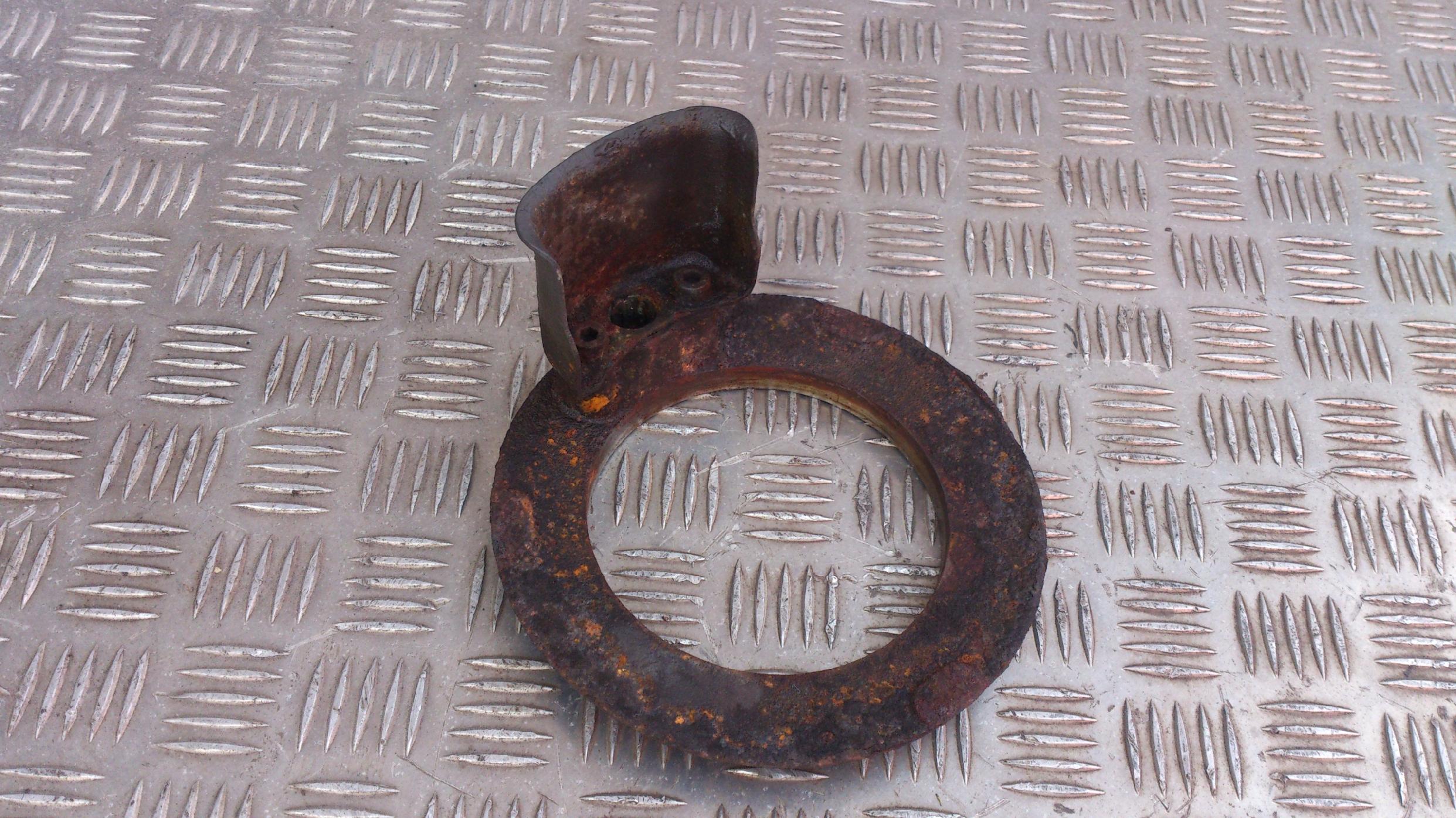 MOCOWANIE WSPORNIK CZUJNIKA ABS SCANIA R S - obrazek 3