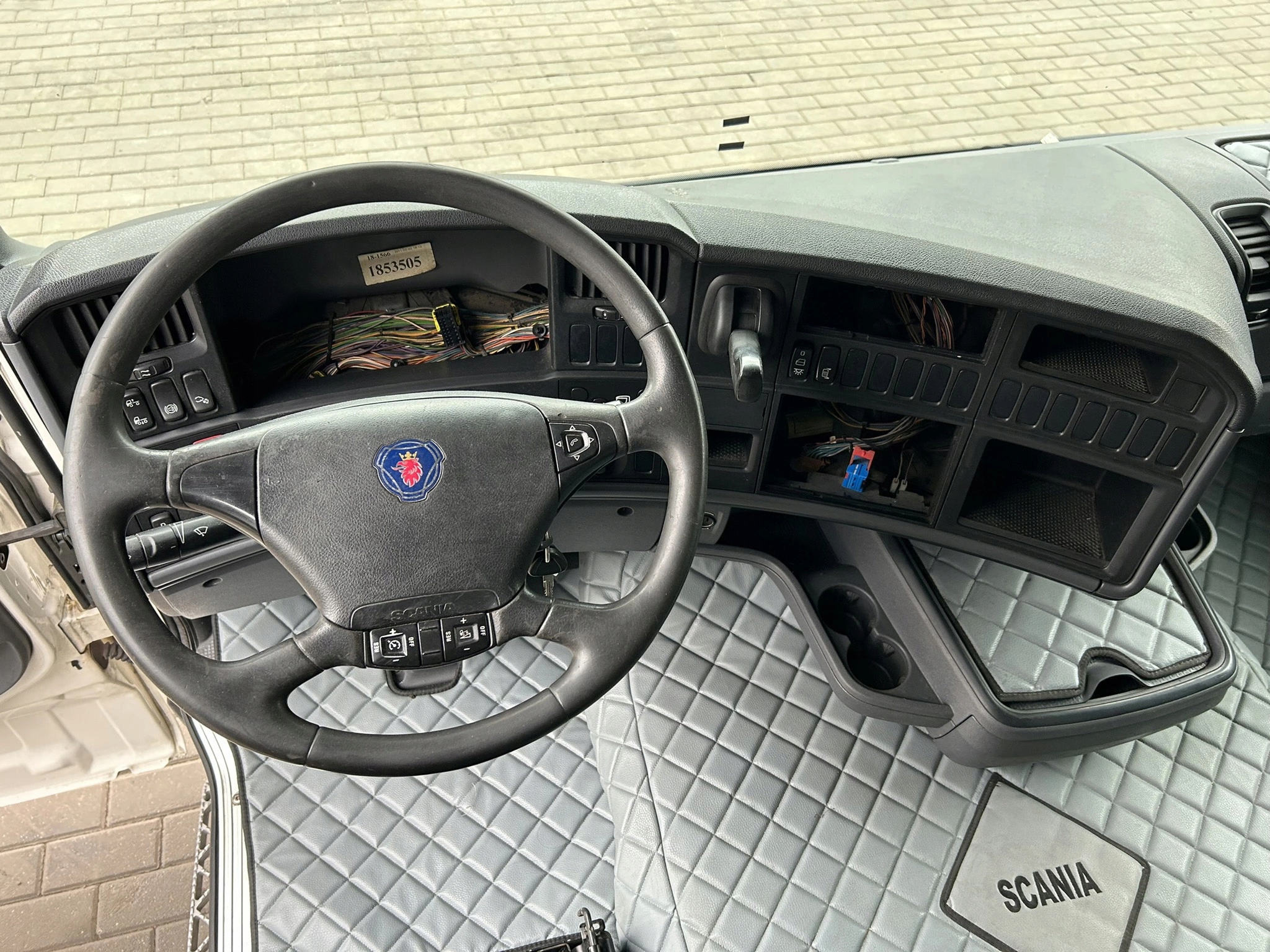 KABINA SCANIA CR19 TOPLINE HPI 2011 ROK - obrazek 8