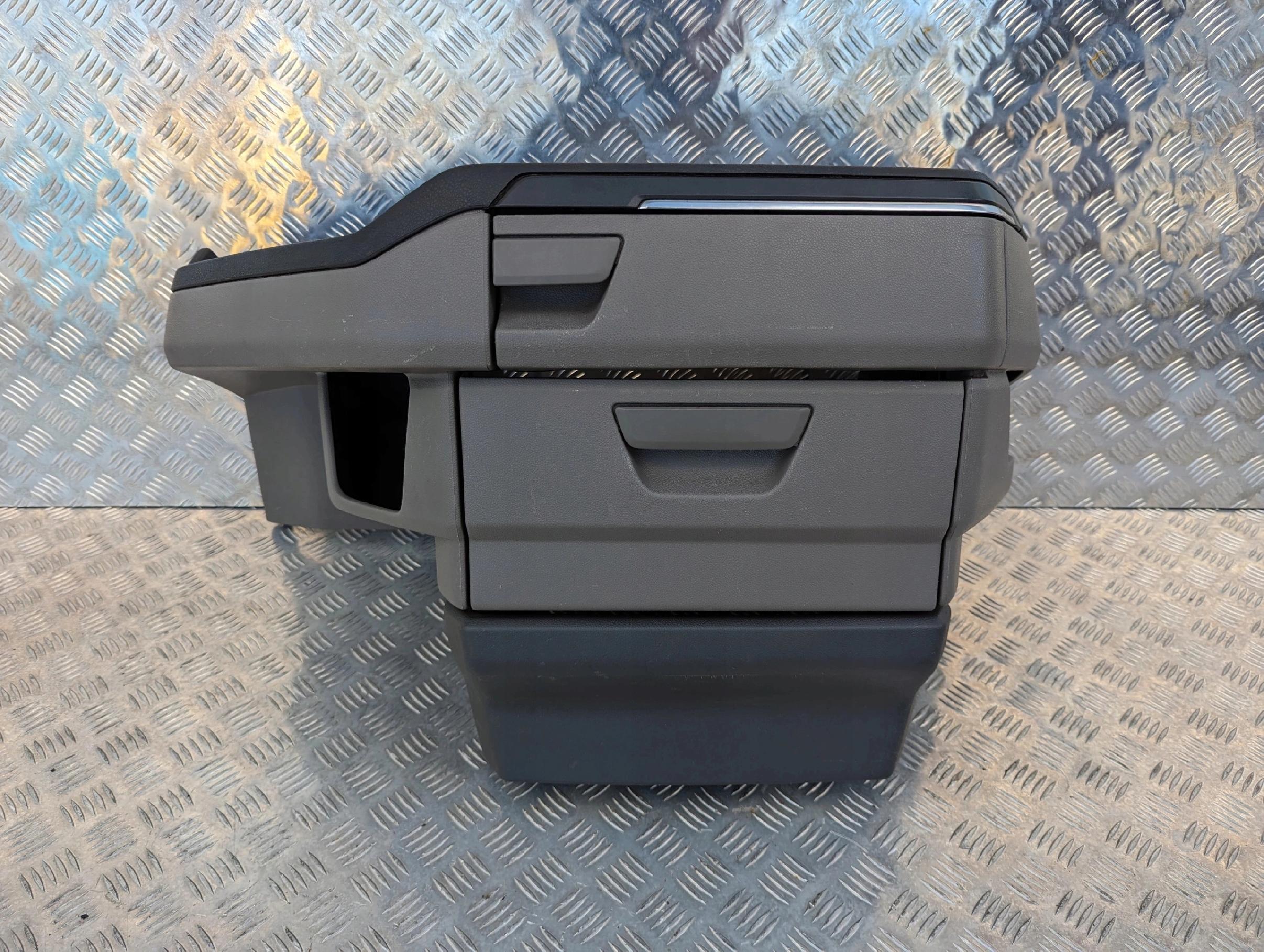 PÓŁKA SZUFLADA KOKPITU NA TUNEL ŚRODKOWY SCANIA S NTG - obrazek 2