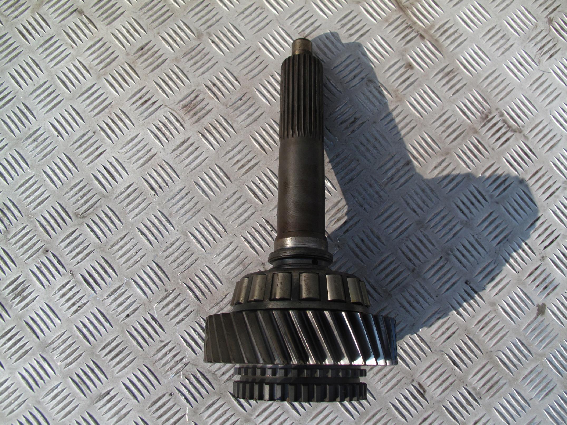 WAŁEK SPRZĘGŁOWY SKRZYNIA GRSO 905 SCANIA - obrazek 3