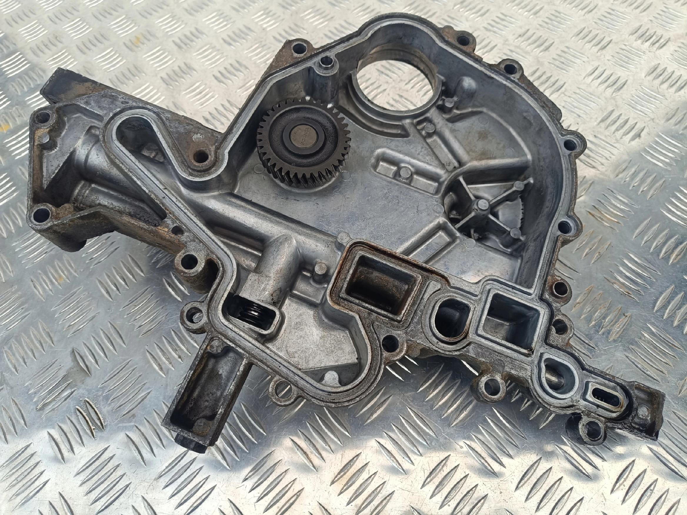 OBUDOWA POKRYWA SILNIKA PODSTAWA FILTRA OLEJU SCANIA R V 500 - obrazek 3