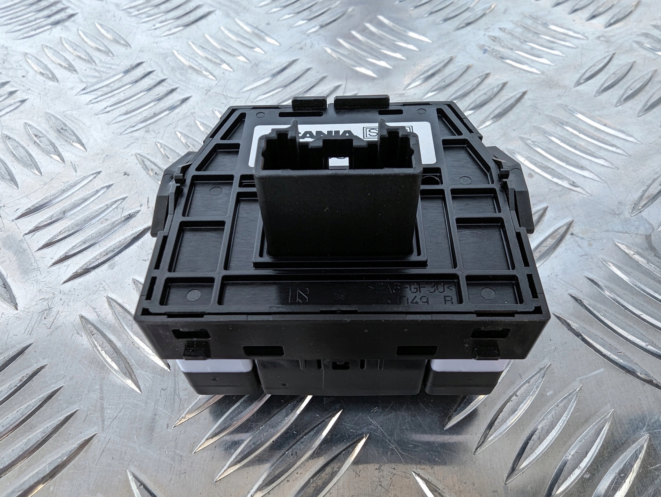 WŁĄCZNIK ŚWIATEŁ AWARYJNYCH SCANIA NTG - obrazek 4