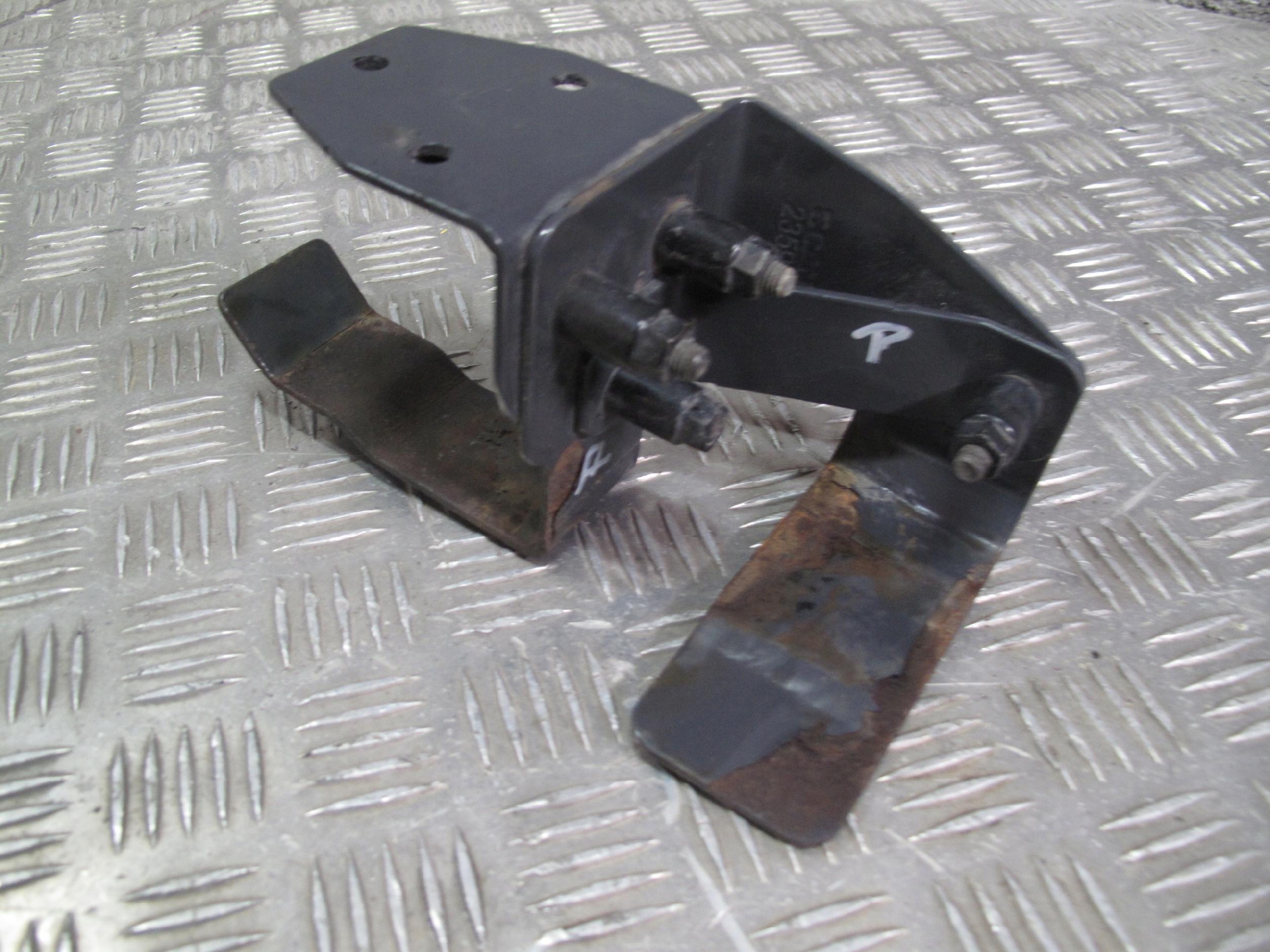 MOCOWANIE POSZYCIA STOPNICY WSPORNIK SCANIA R S - obrazek 2