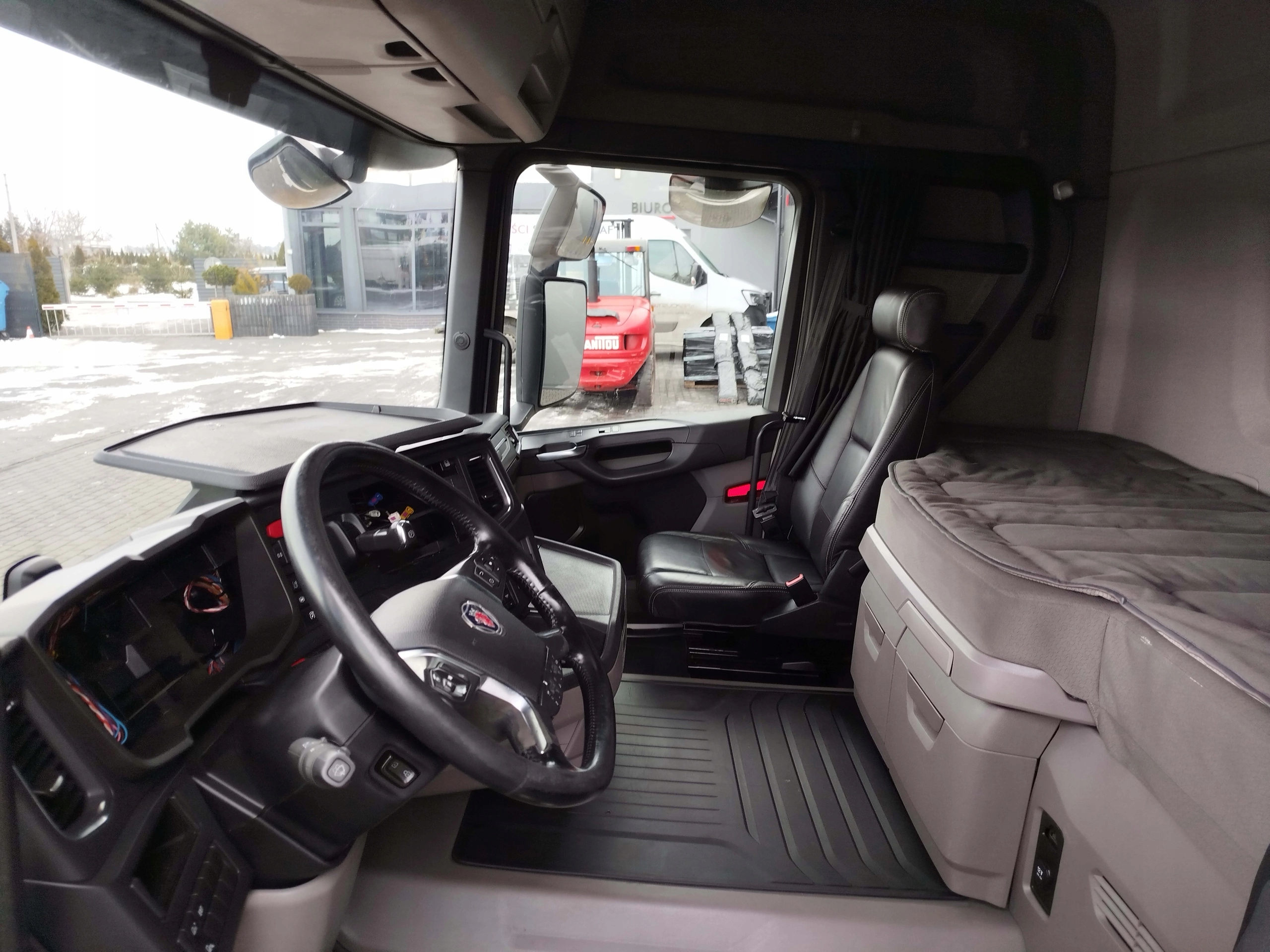 KABINA SCANIA R NTG NISKI DACH - obrazek 8