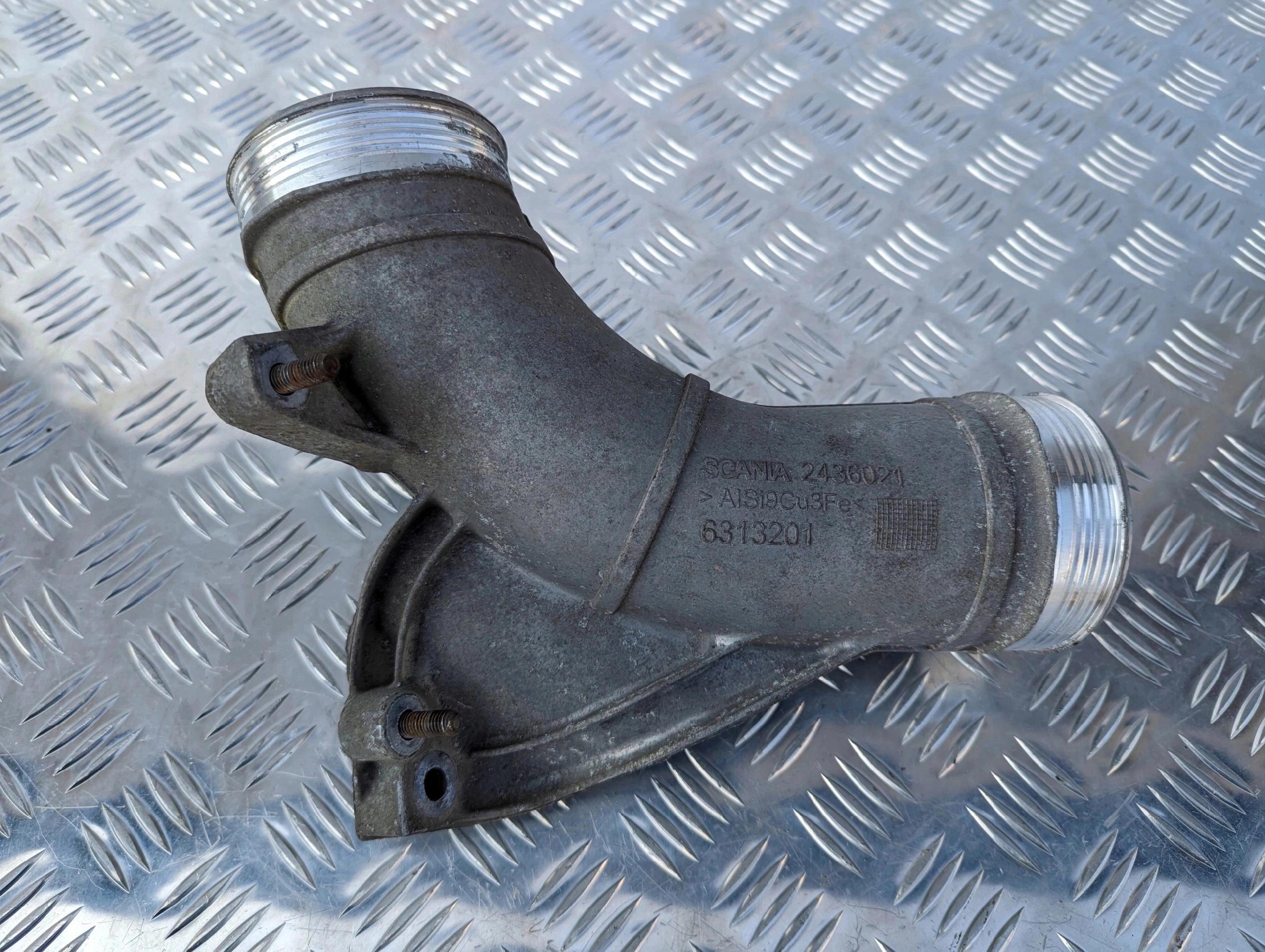 KOLANO RURA PRZEWÓD DOŁADOWANIA SCANIA NTG