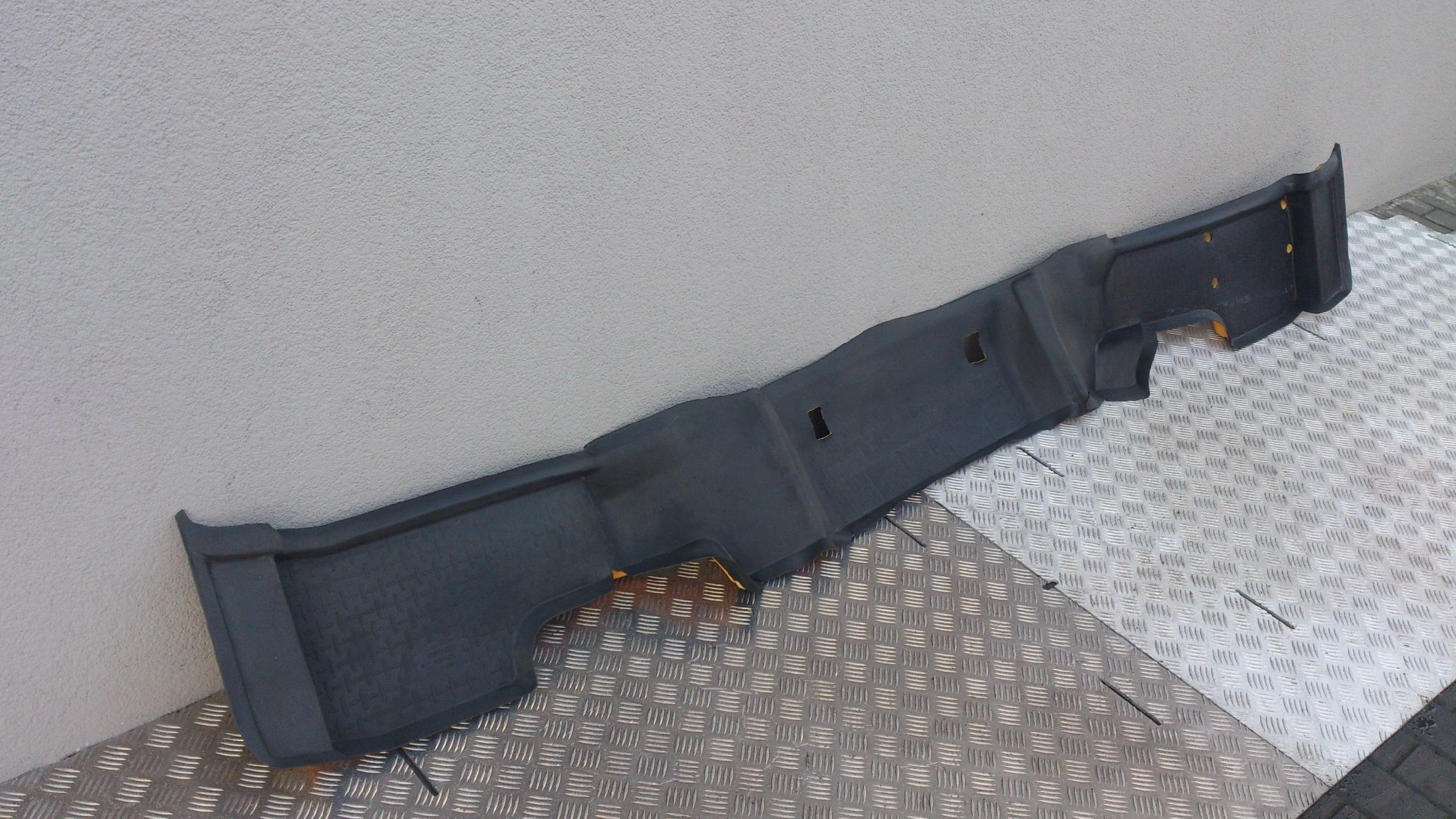 WYKŁADZINA TYLNA KABINY SCANIA R CP 16 - obrazek 2