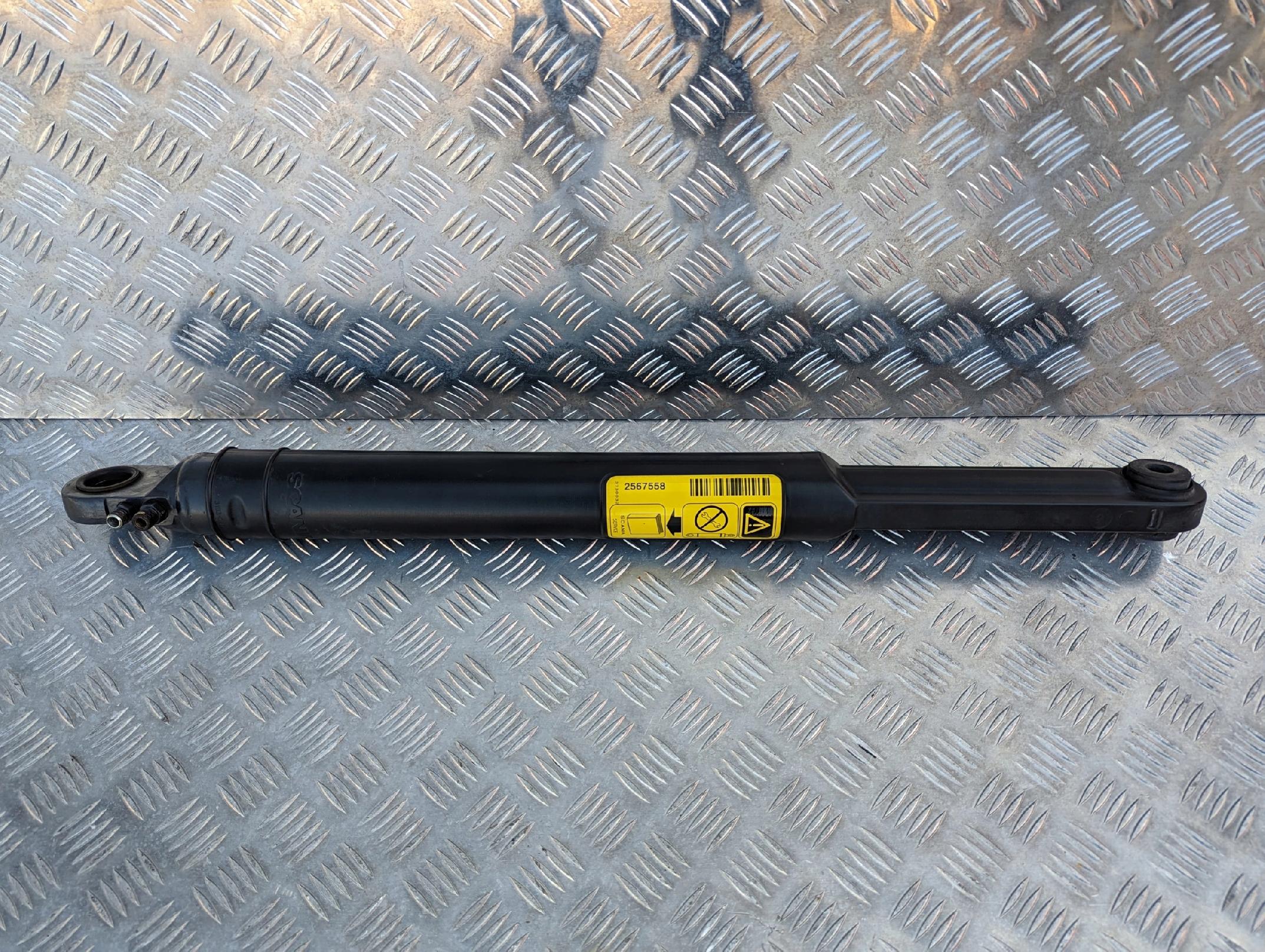 SIŁOWNIK TŁOK PODNOSZENIA KABINY SCANIA NTG