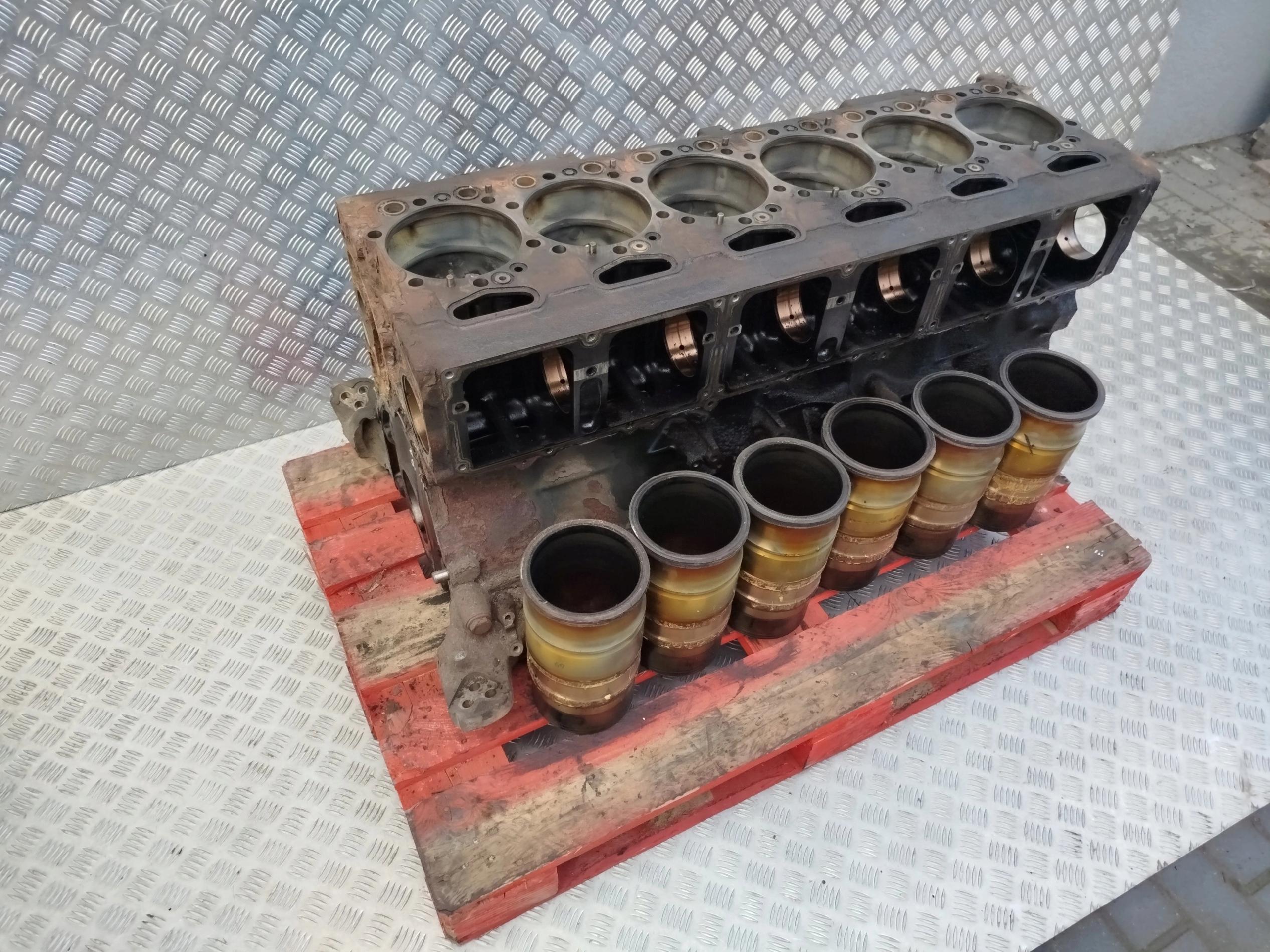 BLOK SILNIKA SCANIA HPI - obrazek 2