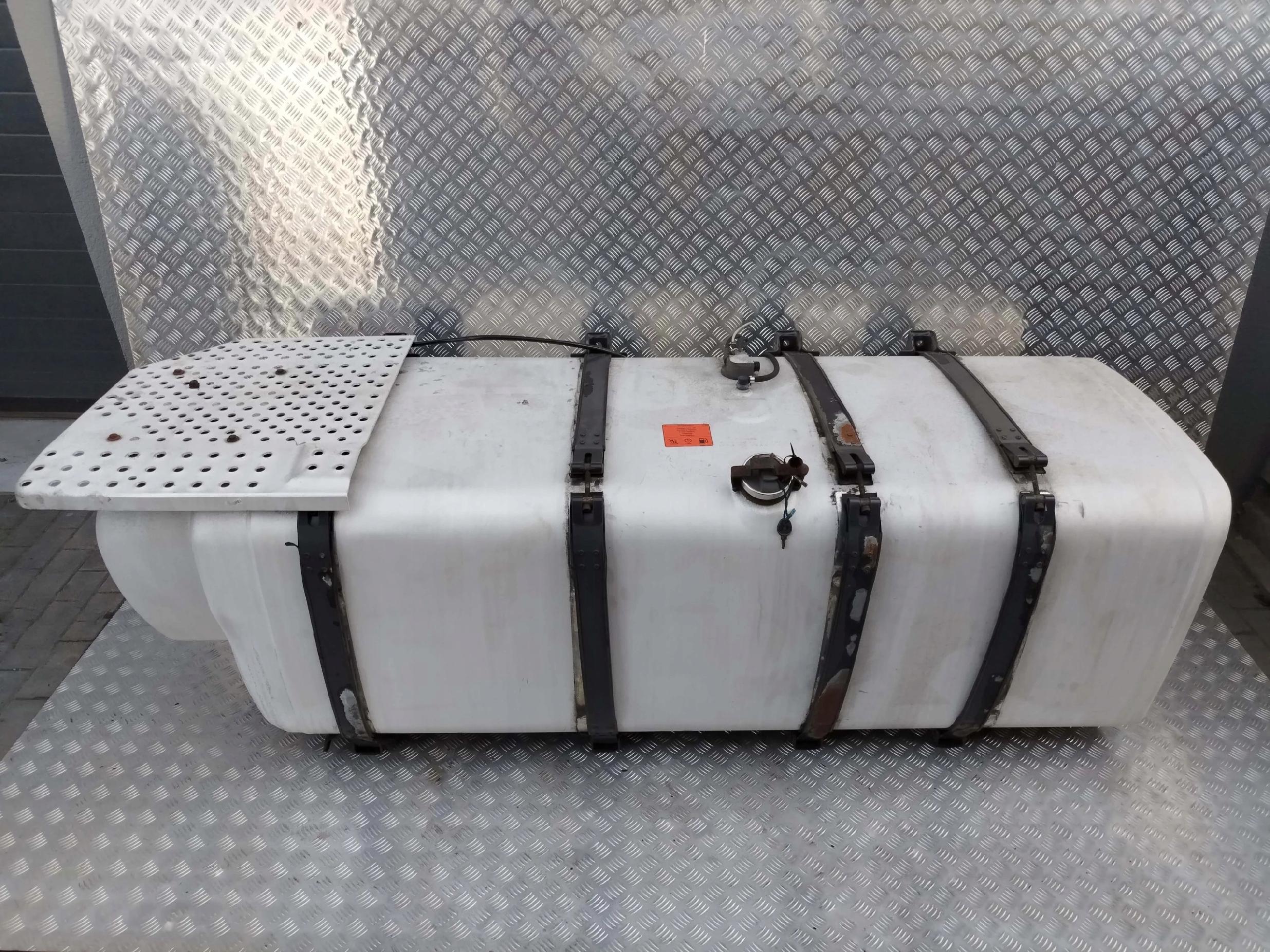 ZBIORNIK PALIWA SCANIA 1000L