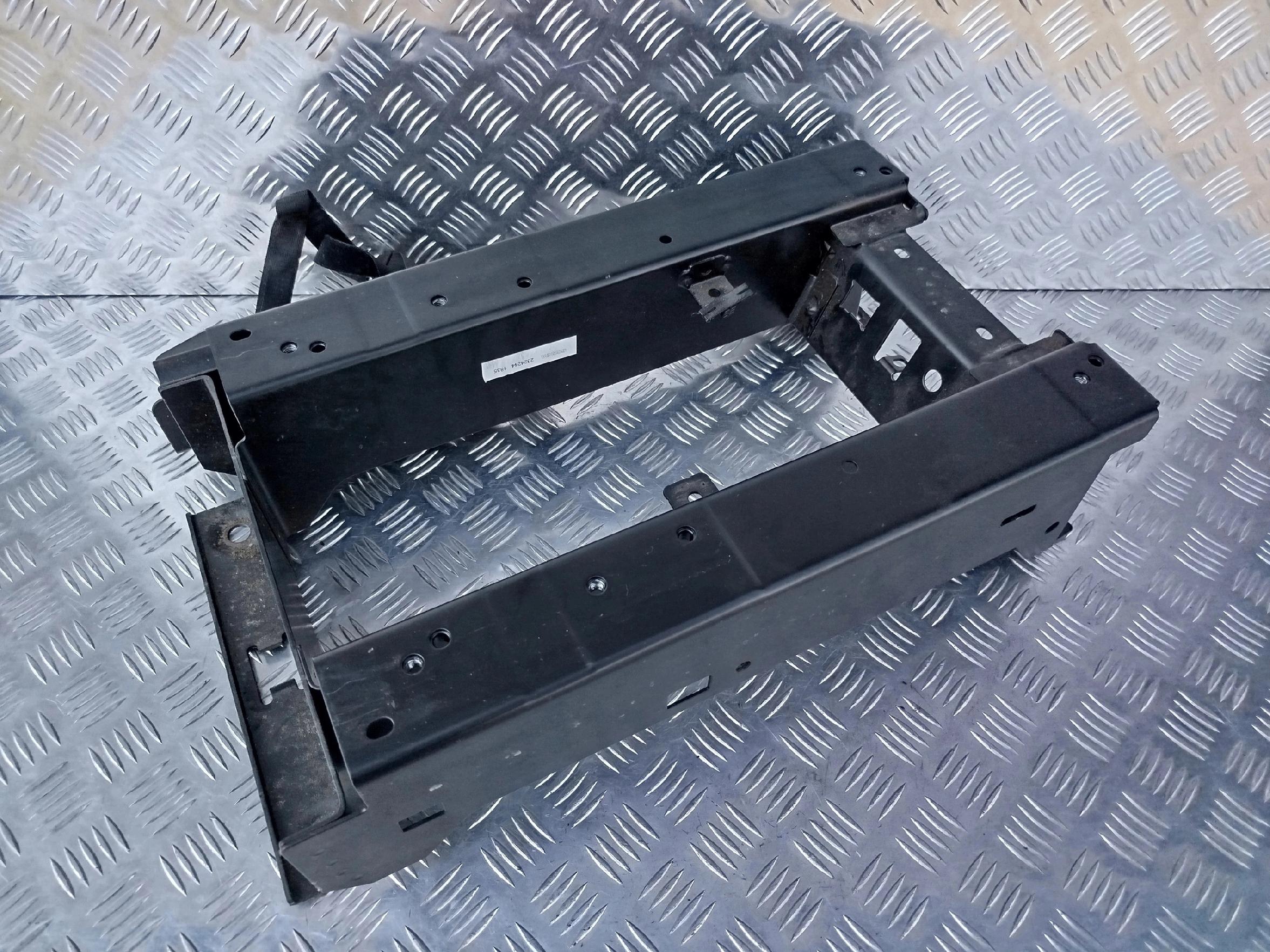 PODSTAWA FOTELA PNEUMATYCZNEGO PRAWA LEWA SCANIA NTG - obrazek 3