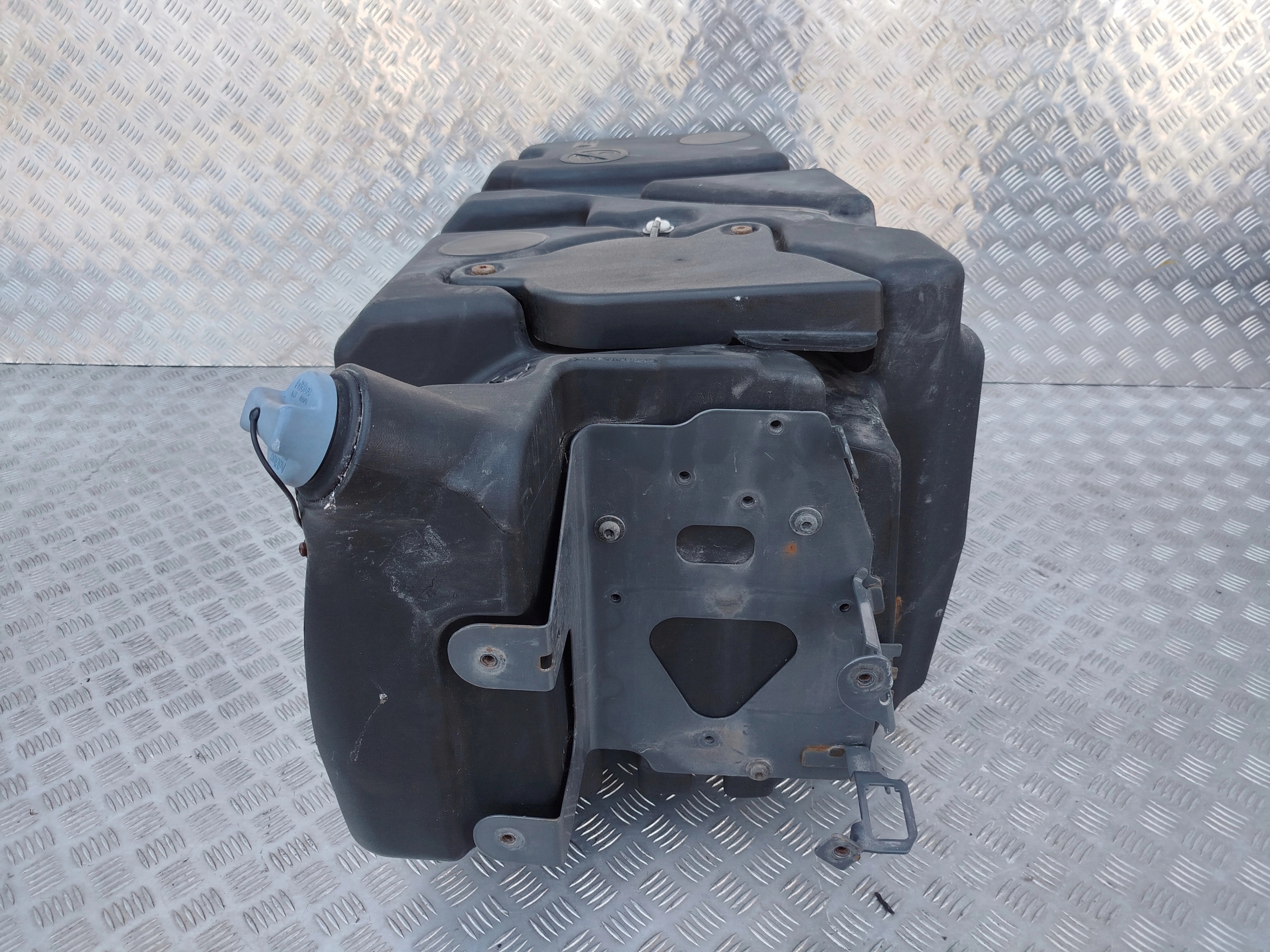 ZBIORNIK ADBLUE AD BLUE DAF XF 106 - obrazek 4