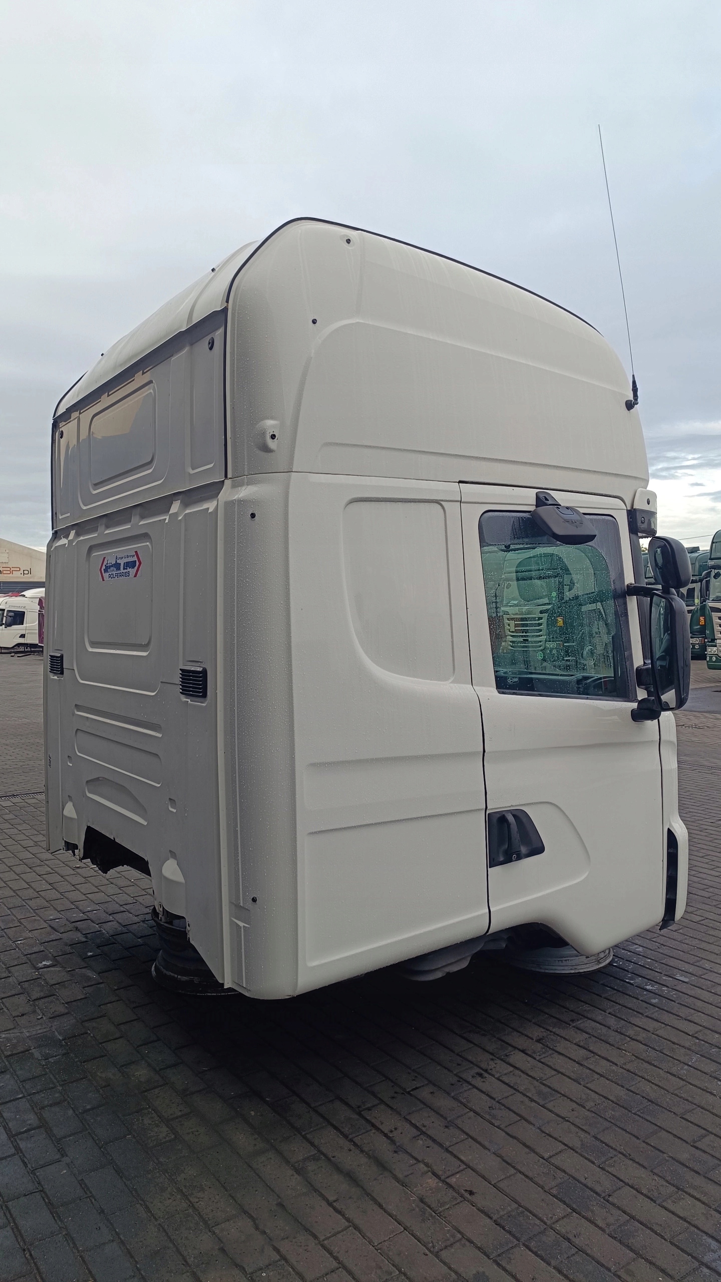 KABINA SCANIA TOPLINE R420 HPI - obrazek 4