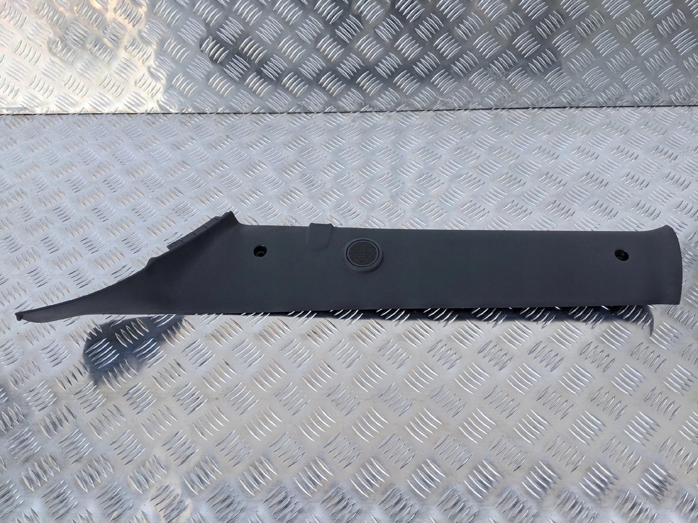 OSŁONA WEWNĘTRZNA SŁUPKA KABINY LEWA SCANIA R