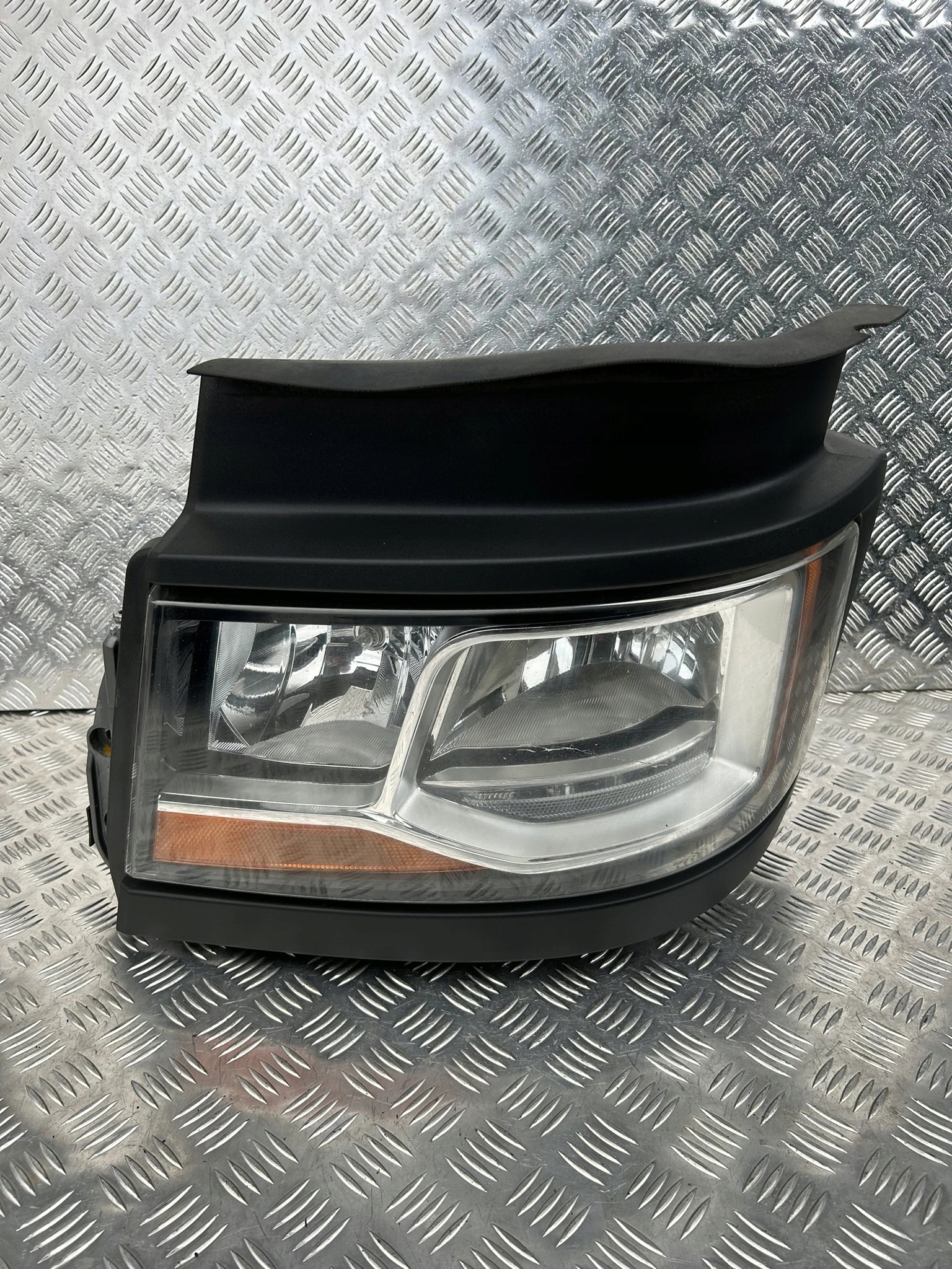 REFLEKTOR LAMPA H7 ŚWIATŁA DZIENNE LED LEWY Z RAMKĄ SCANIA NEXT GEN NTG - obrazek 6