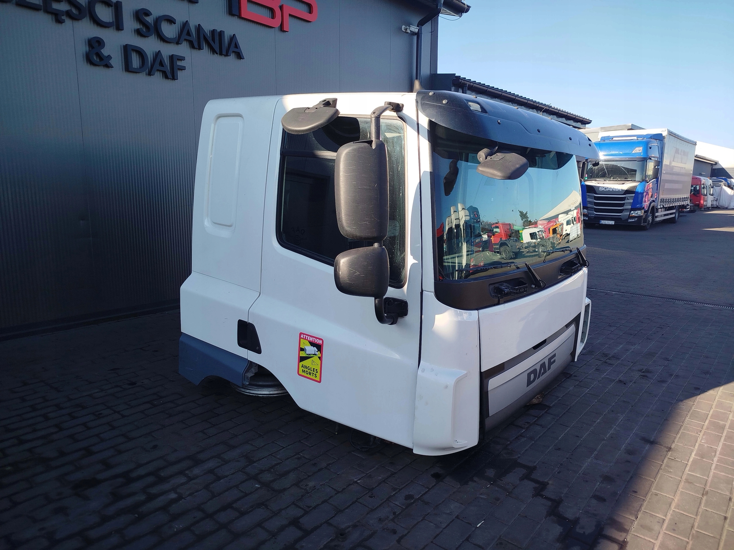 KABINA DAF CF 106 - obrazek 2