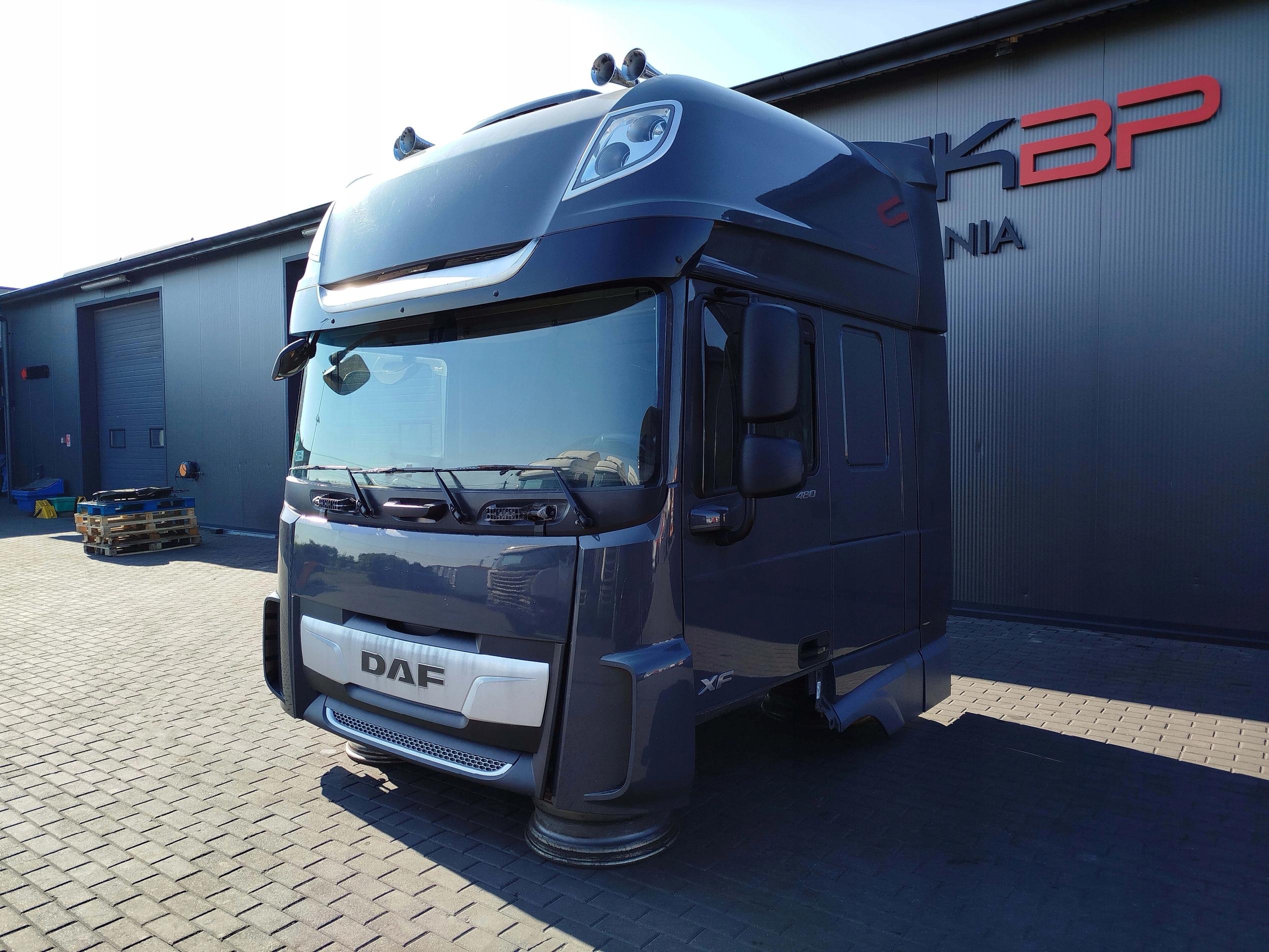 KABINA DAF XF 106 LIFT - obrazek 7