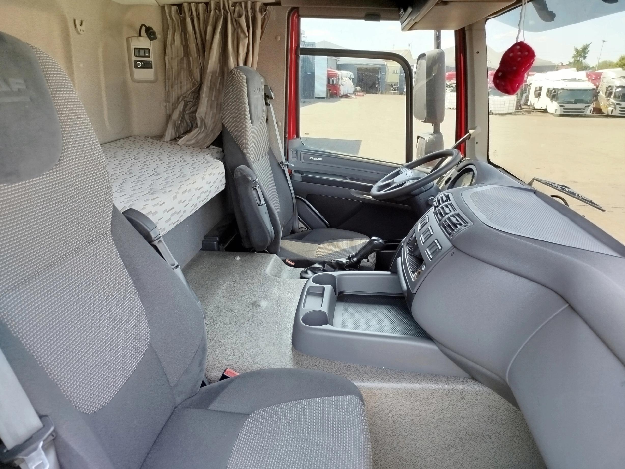 KABINA DAF CF 106 - obrazek 8