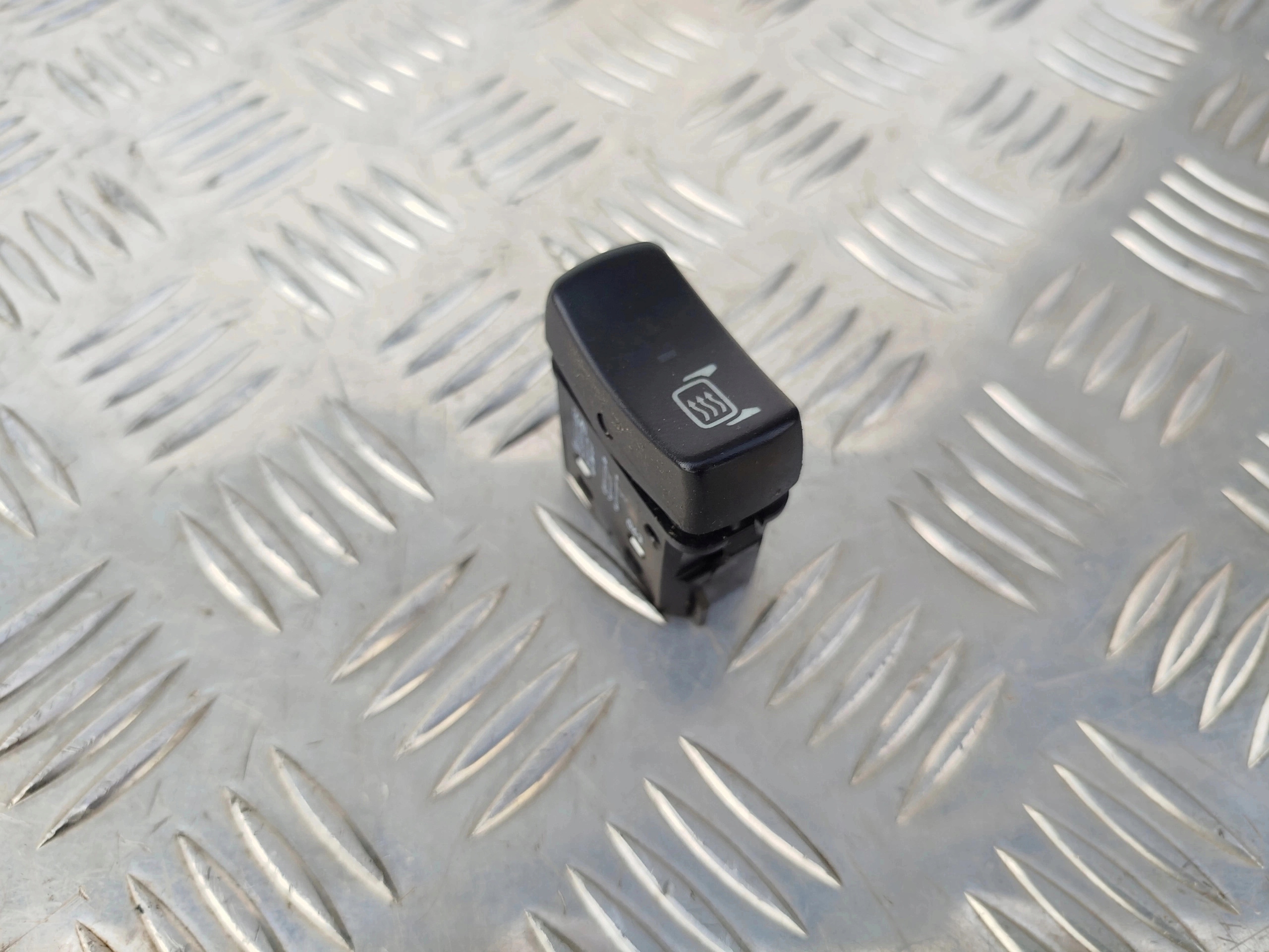 PRZEŁĄCZNIK PRZYCISK SCANIA R 1892246 - obrazek 3