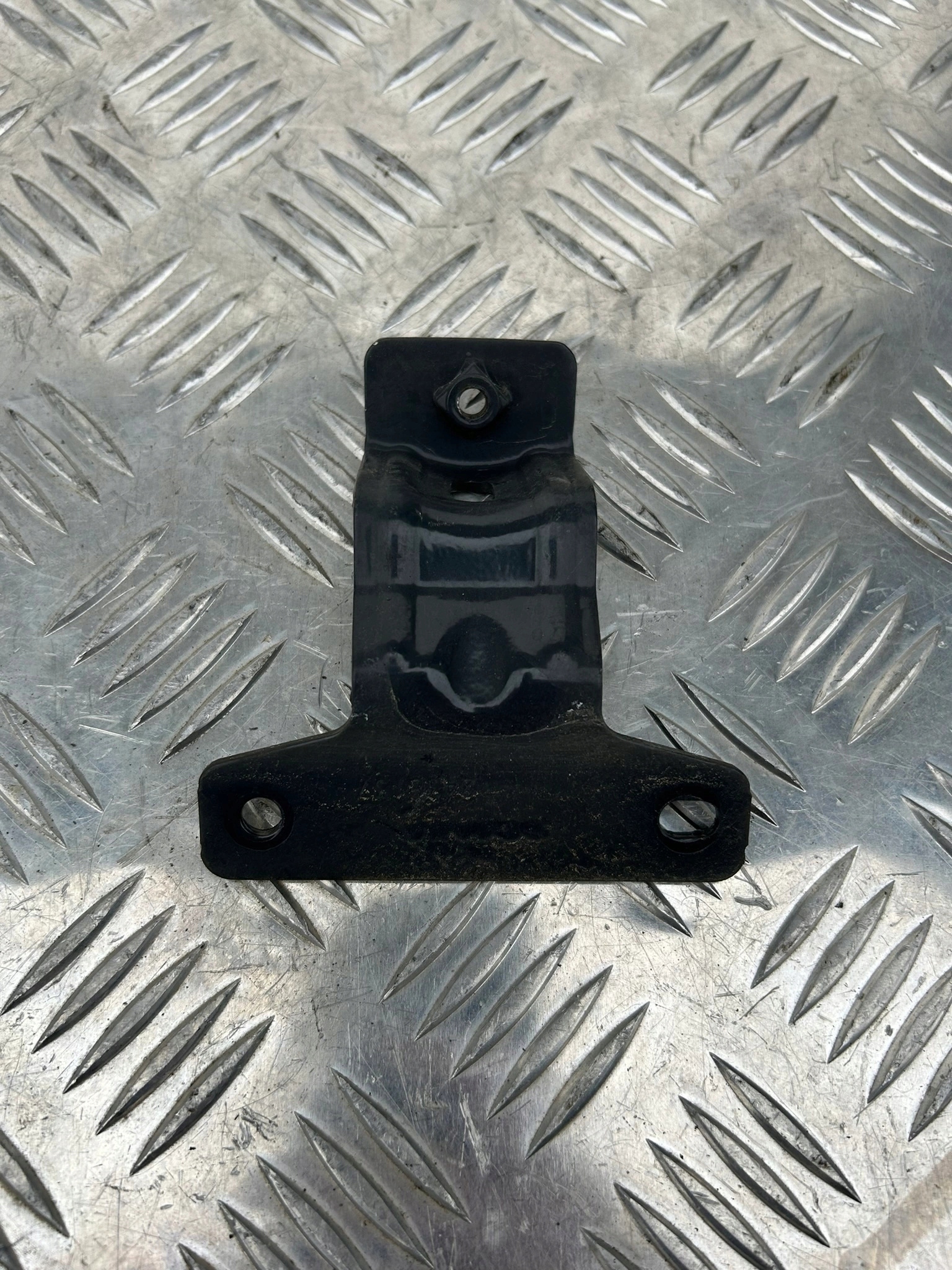 GÓRNY WSPORNIK OSŁONY CHŁODNICY SCANIA NEXT GEN NTG