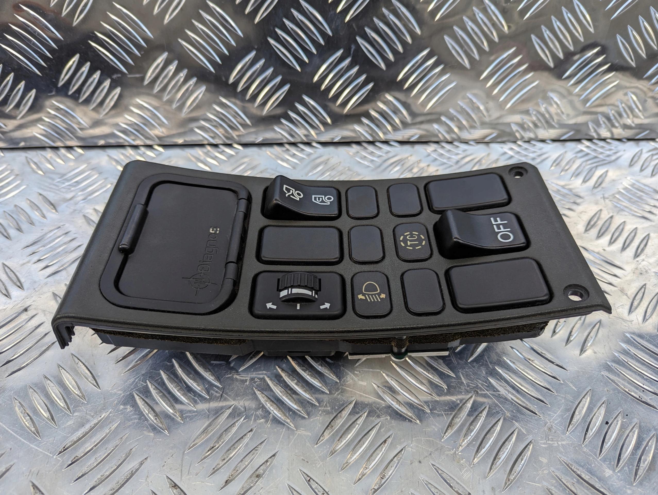 PANEL PRZYCISKI KOKPITU KOMPUTERA POKŁADOWEGO SCANIA 4 / 124 - obrazek 3