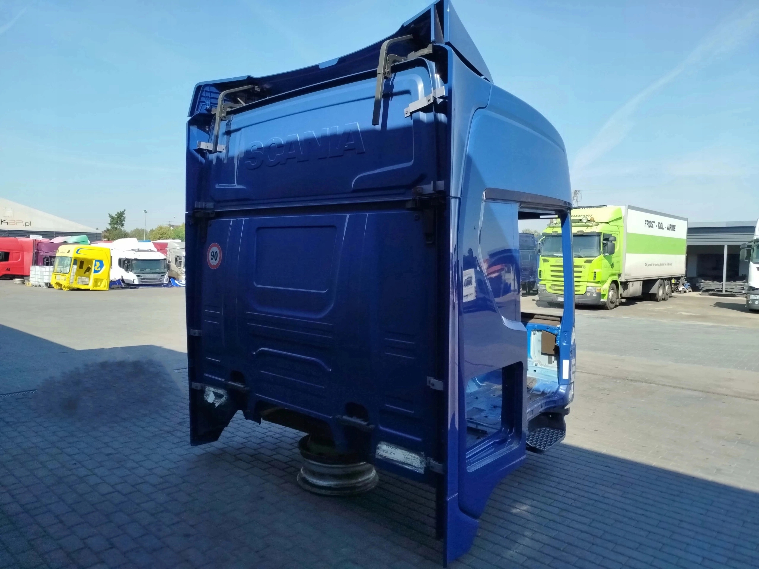 KABINA GOŁA SCANIA R NTG - obrazek 4