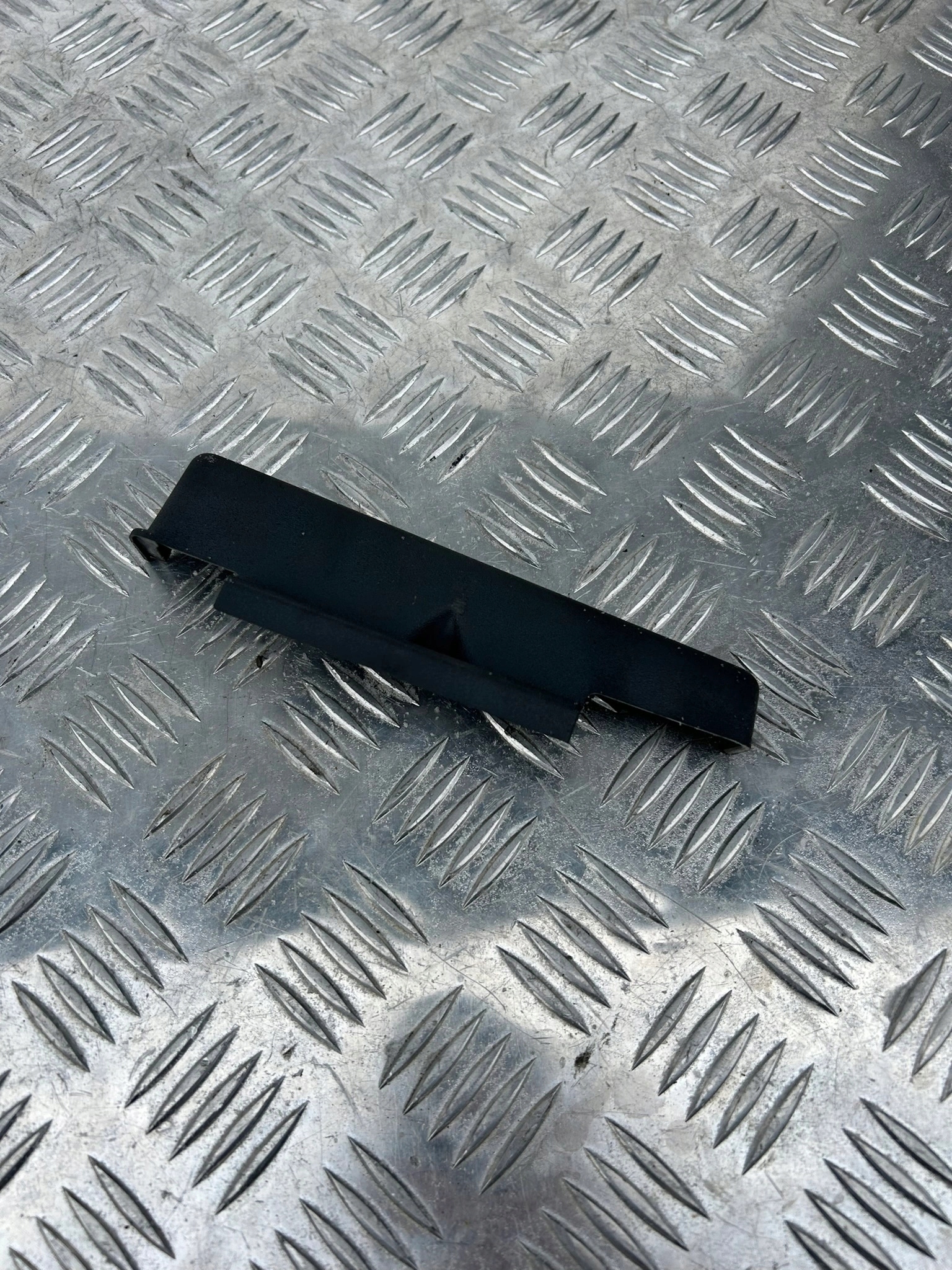 ZAŚLEPKA WSTAWKA LAMPY SCANIA R - obrazek 3