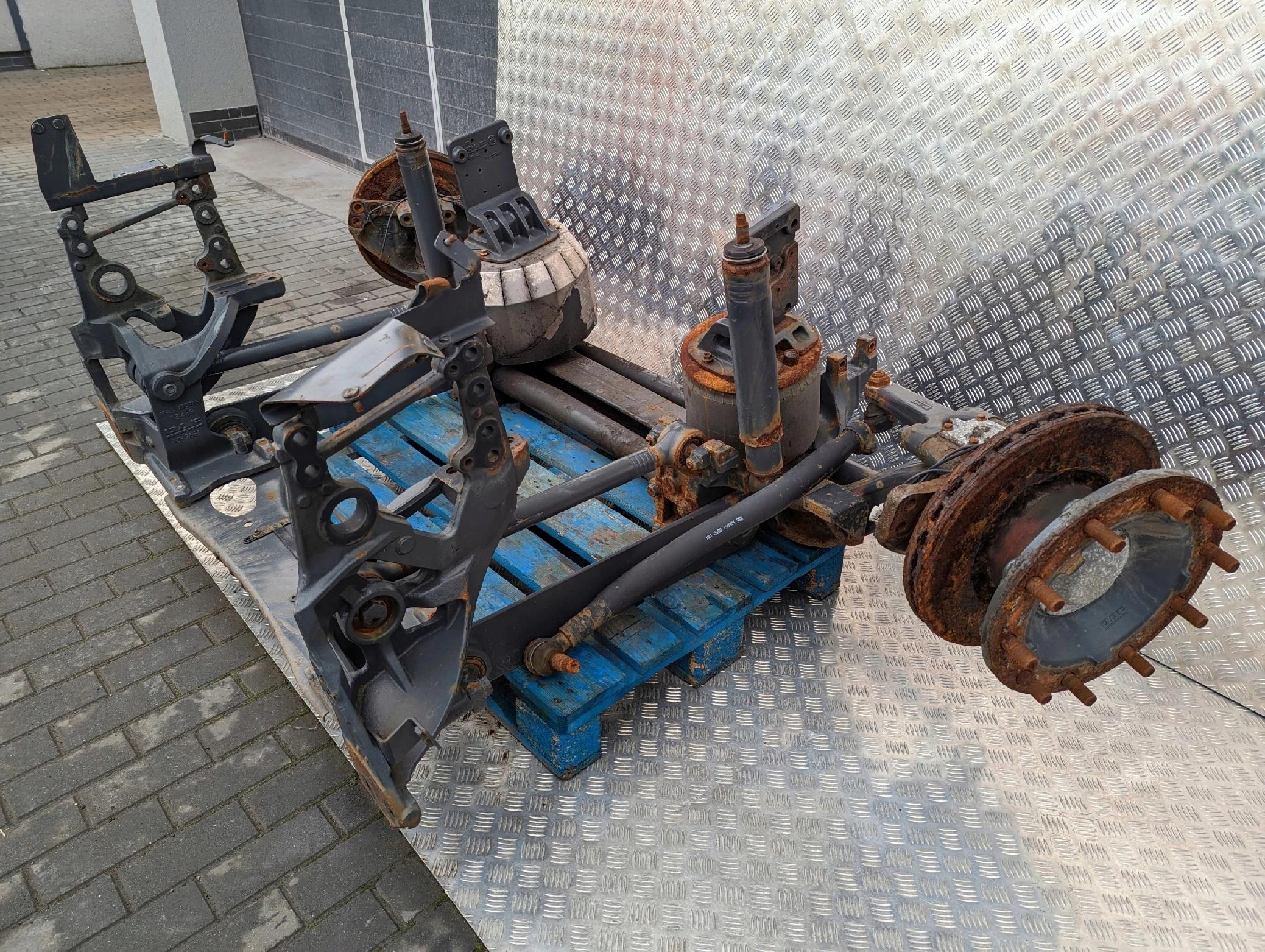 BELKA PRZEDNIA DAF XF 106 - obrazek 2