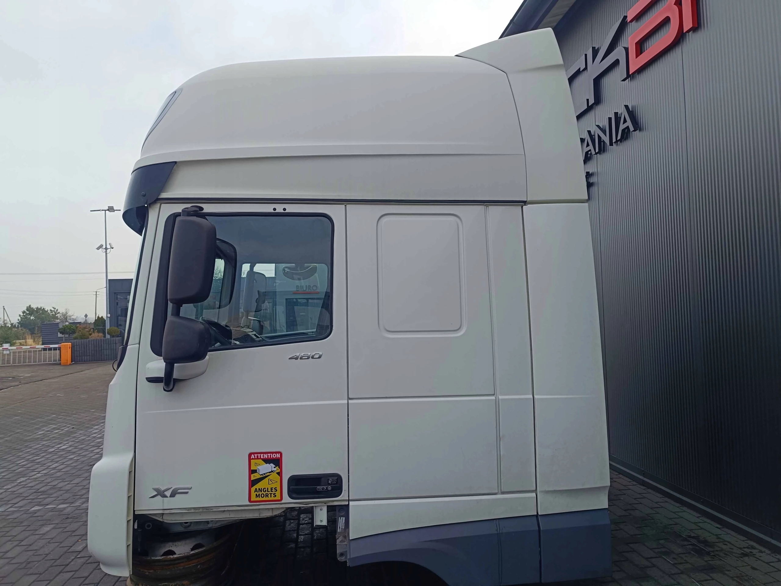 KABINA DAF XF 106 480 LIFT SSC - obrazek 6