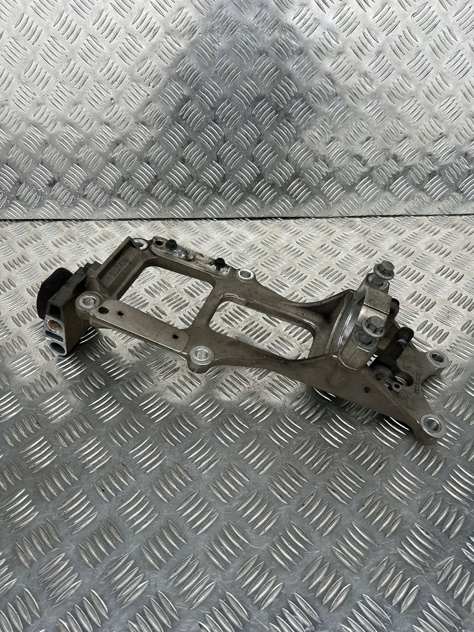 WSPORNIK MOCOWANIE PODUSZKI KABINY SCANIA R NTG - obrazek 9