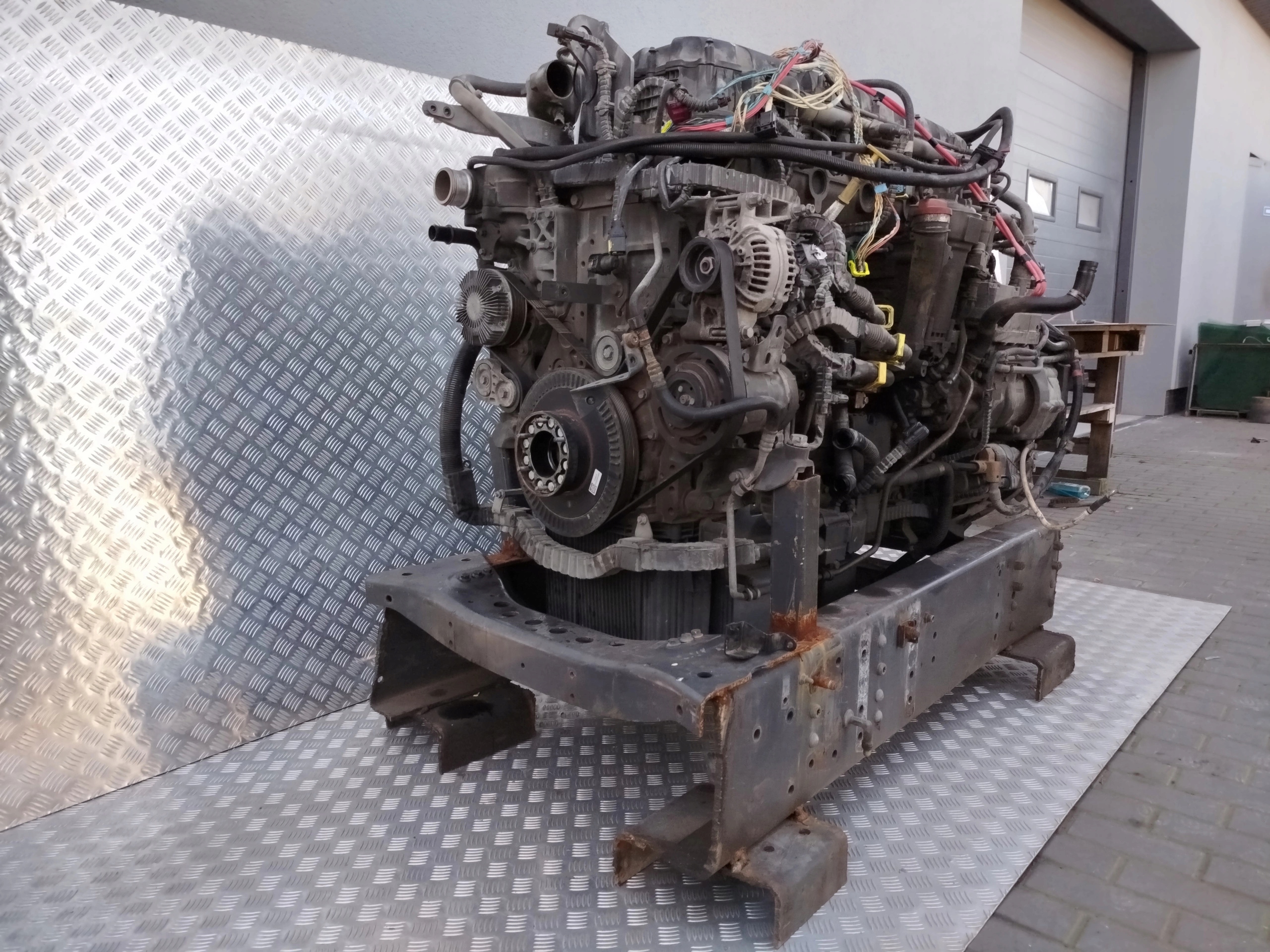 SŁUPEK SILNIKA LONGBLOCK SILNIK DAF XF 106 480 KM LIFT - obrazek 3