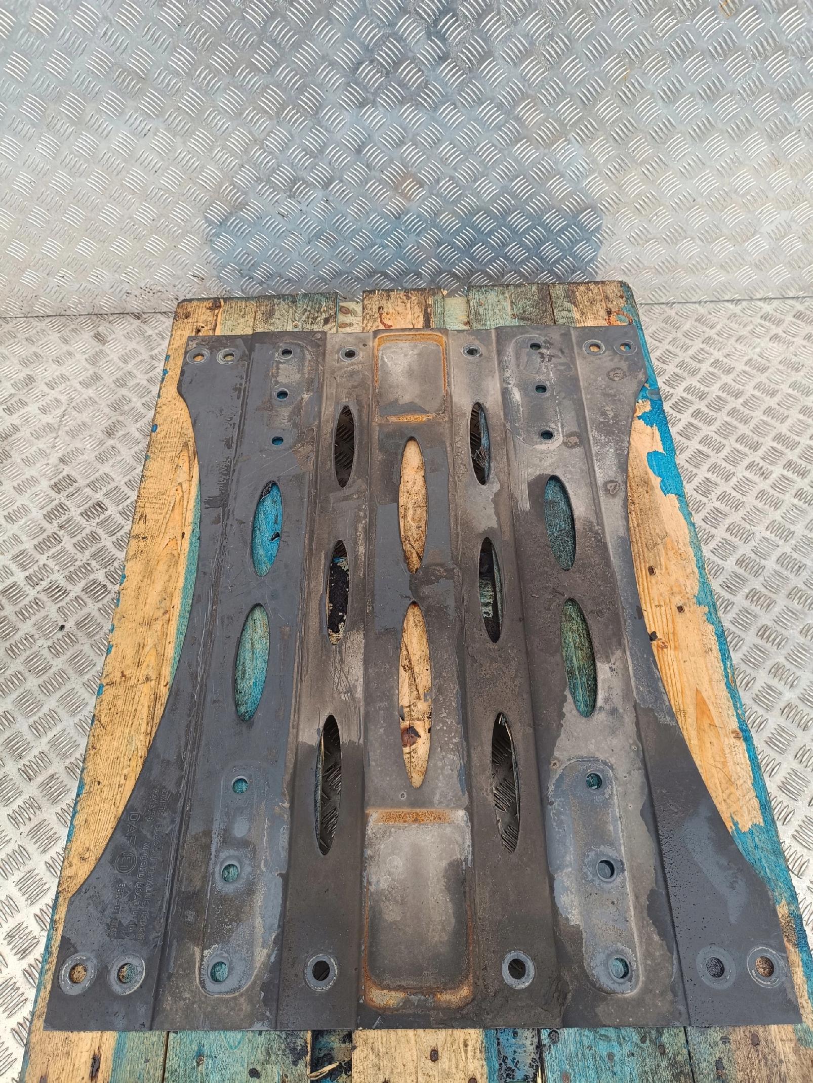 BLACHA PŁYTA SIODŁA 4,5 CM SCANIA - obrazek 5