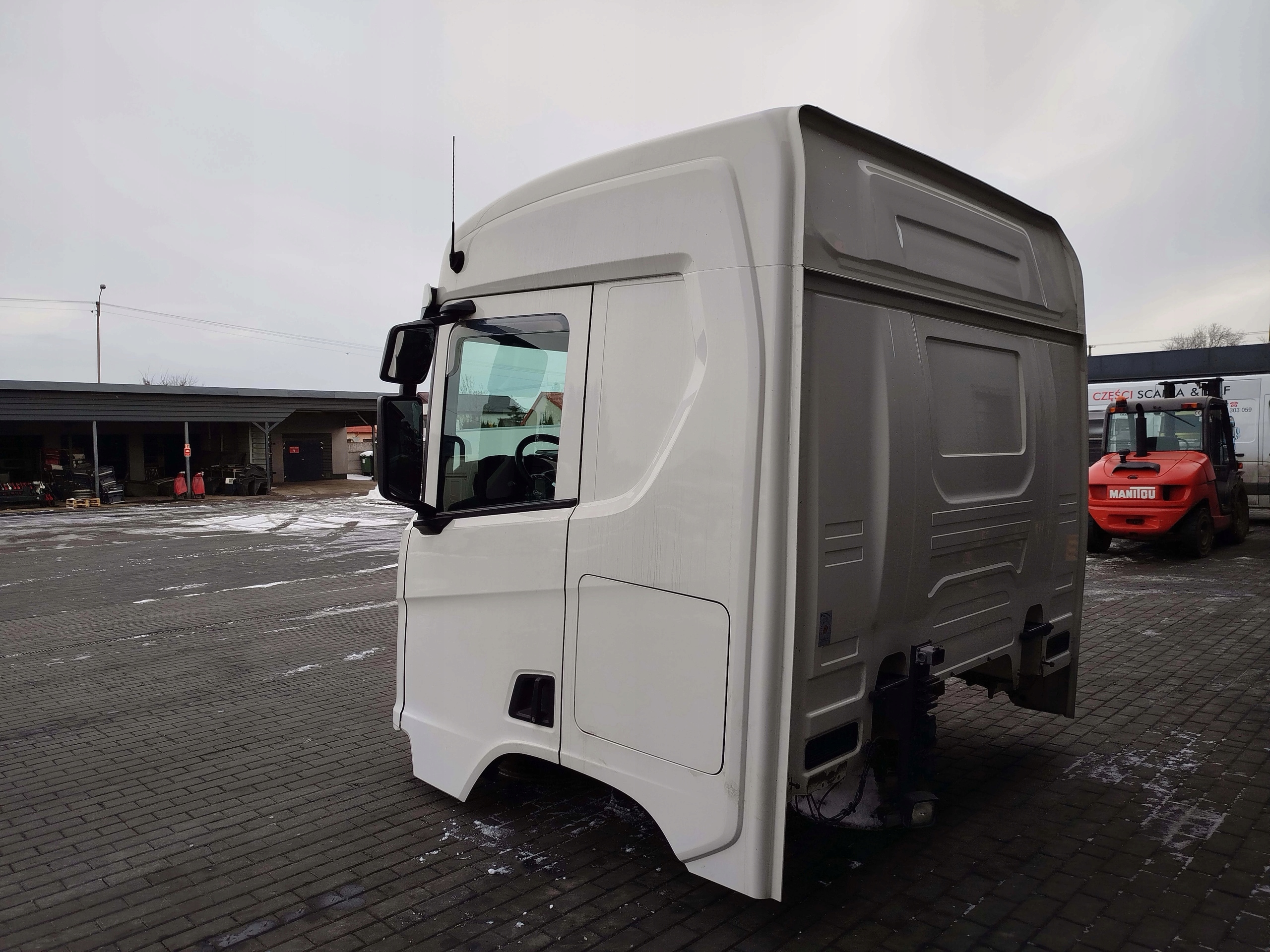 KABINA SCANIA R NTG NISKI DACH - obrazek 5