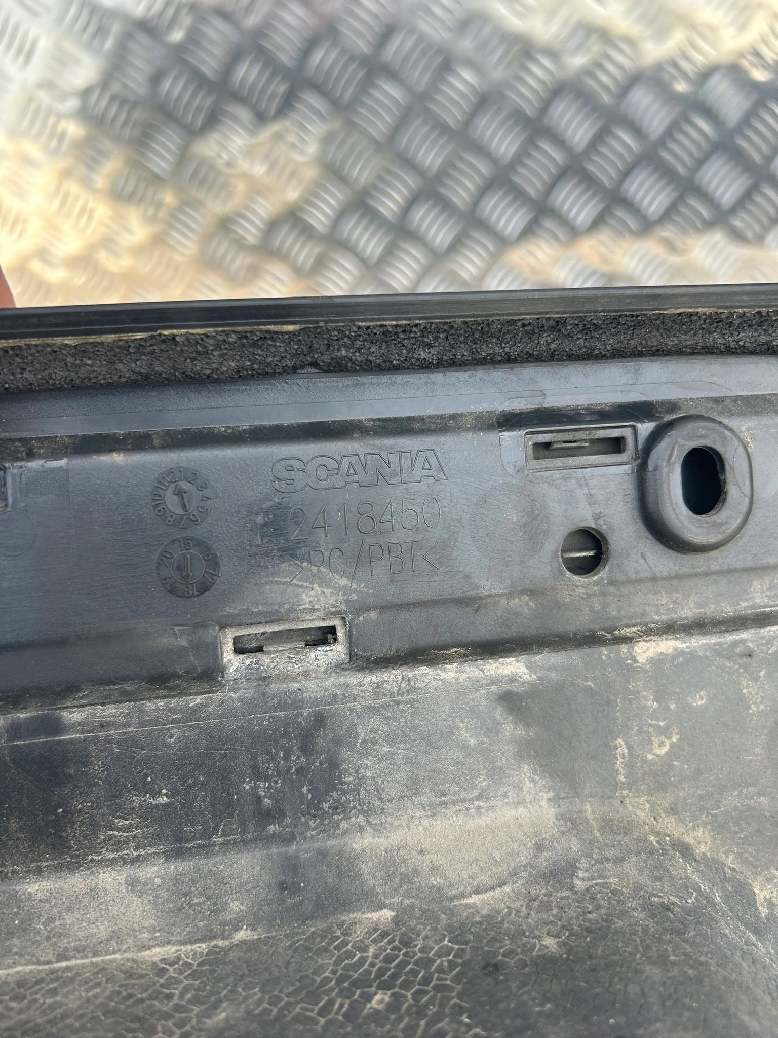 STOPIEŃ STOPNICA SCANIA R NTG NOWY MODEL - obrazek 2