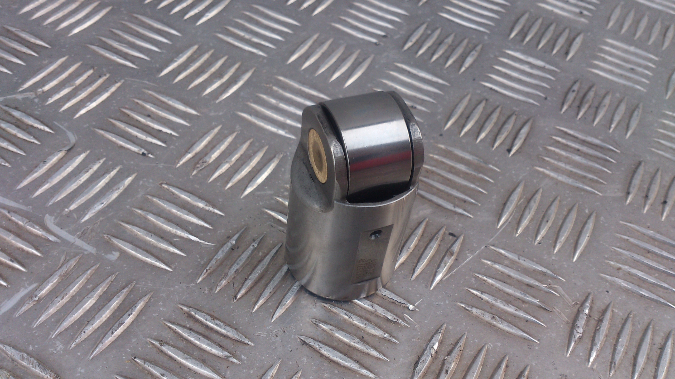 SZKLANKA ROLKA POPYCHACZA DAF XF 105