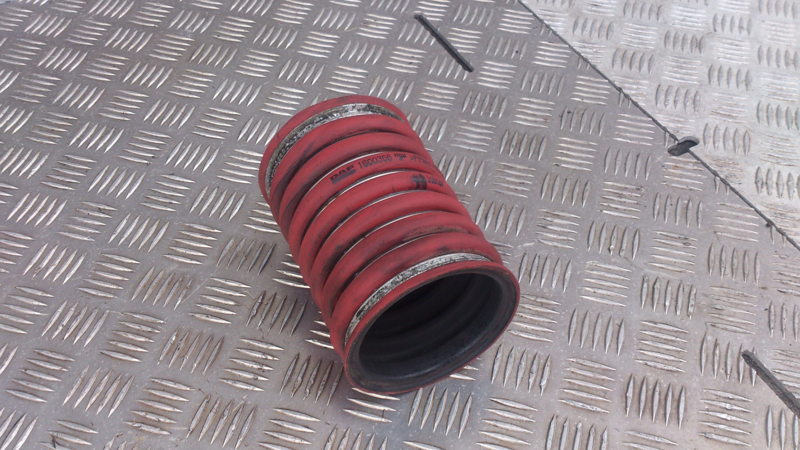 ŁĄCZNK INTERCOOLERA ELASTYCZNY DAF XF 105 - obrazek 2