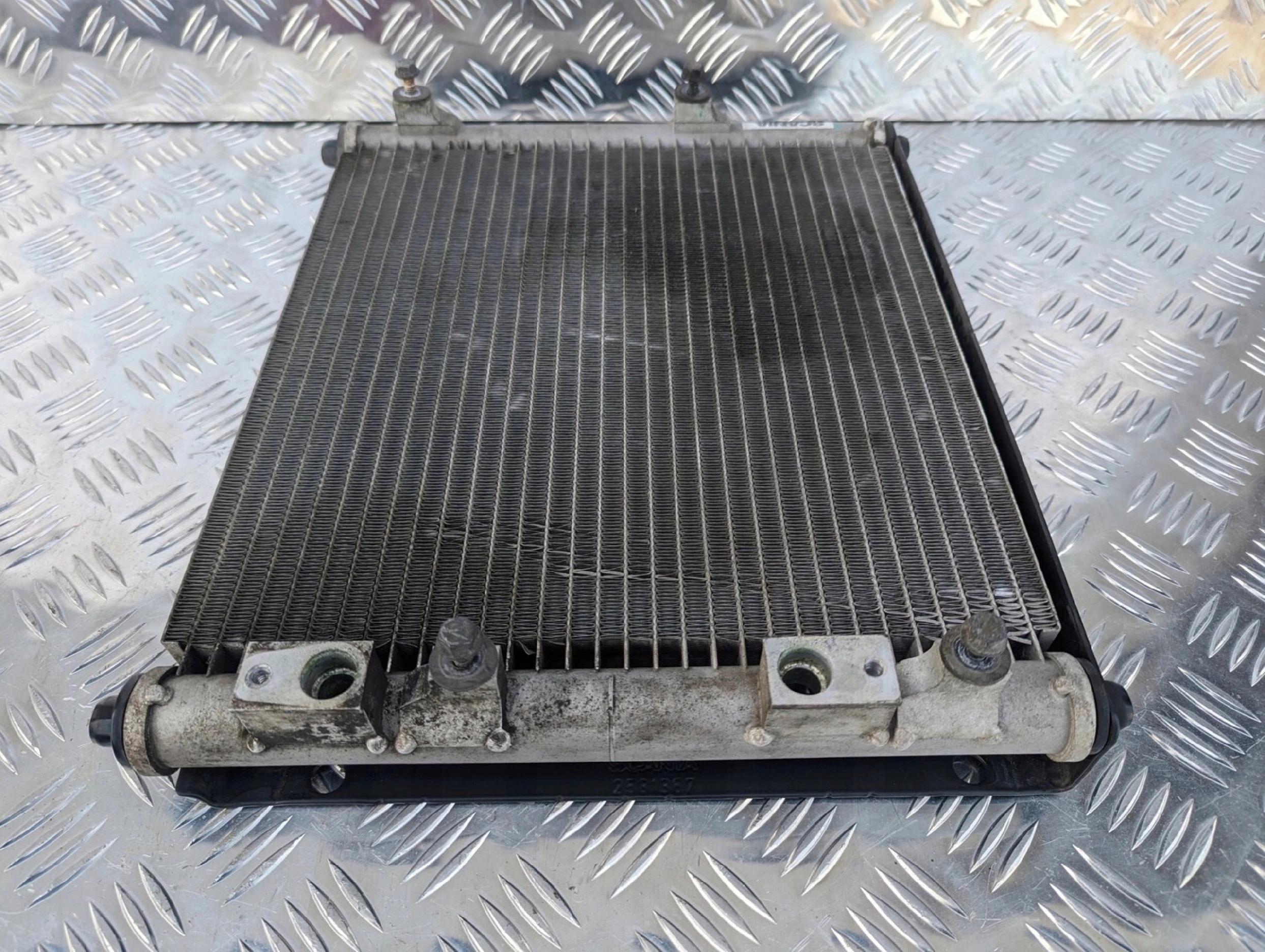 CHŁODNICA KLIMATYZACJI POSTOJOWEJ SCANIA NTG - obrazek 3