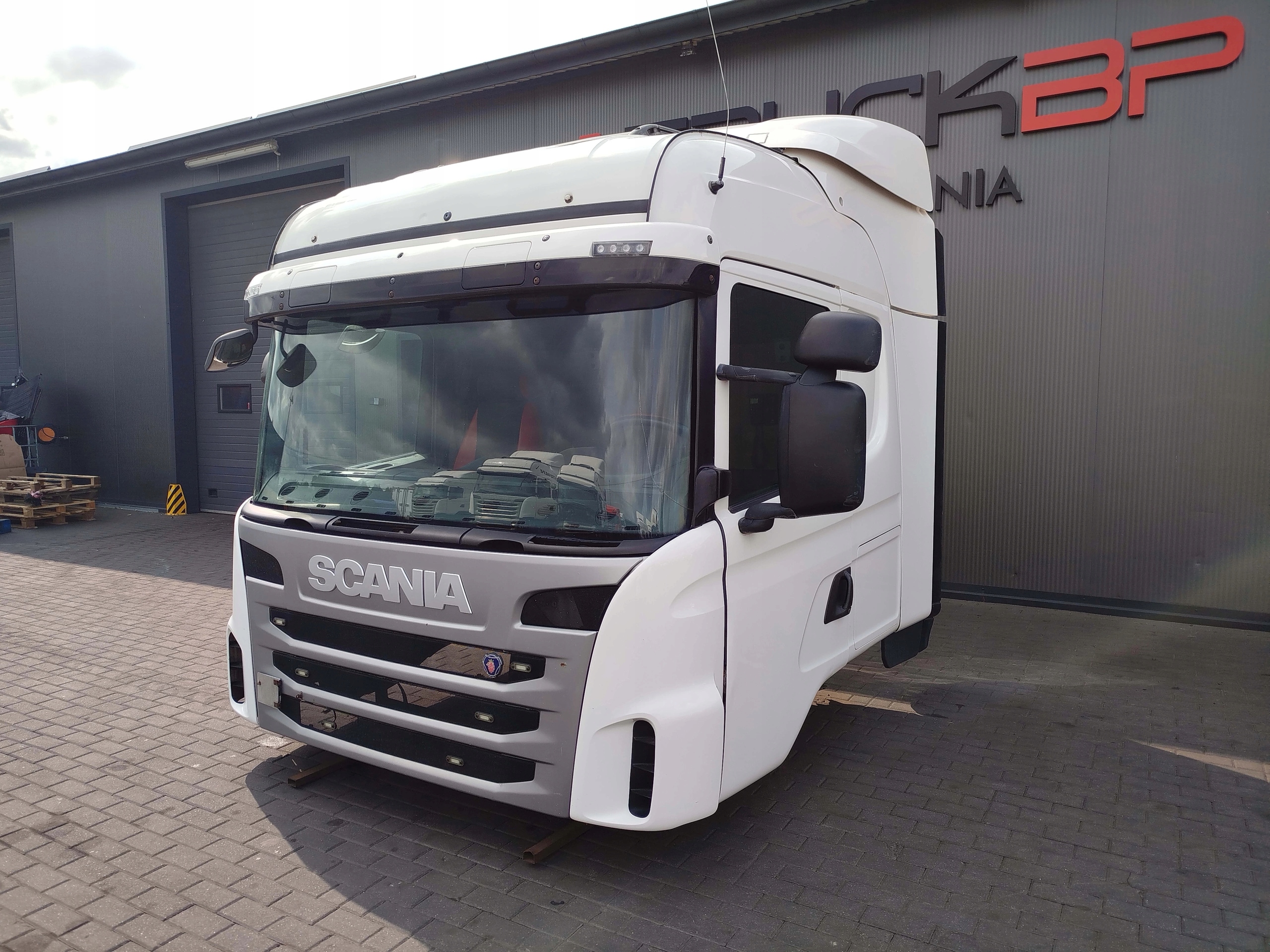 KABINA SCANIA G XPI HIGHLINE - obrazek 7