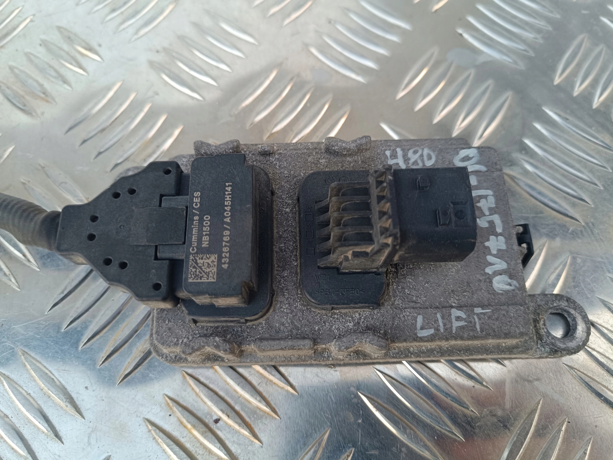 CZUJNIK NOX DAF XF 106 LIFT 480 PRZED KATALIZATOREM - obrazek 2