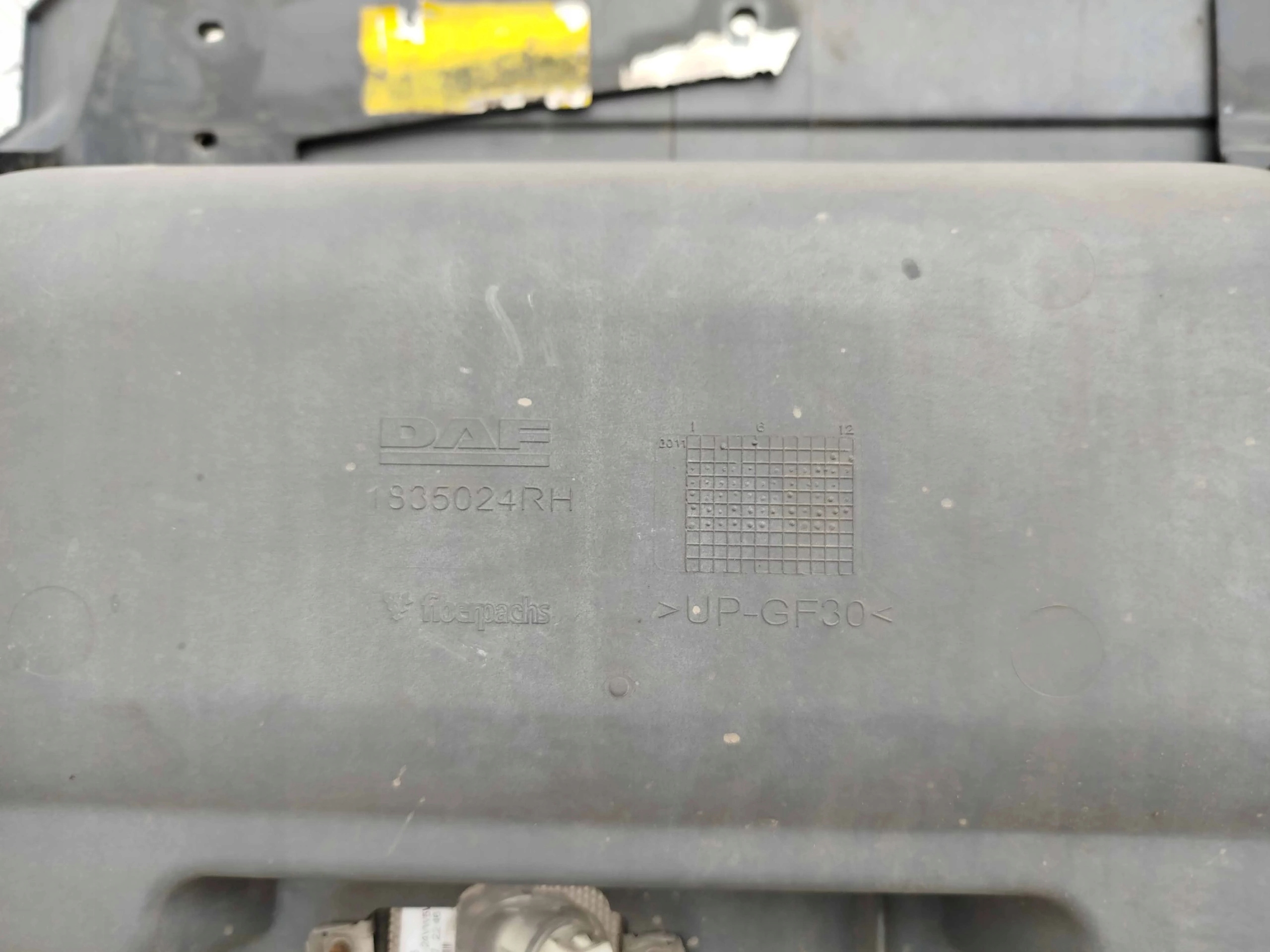 STOPNICA STOPIEŃ SCHODY DAF XF 106 LIFT RH - obrazek 2