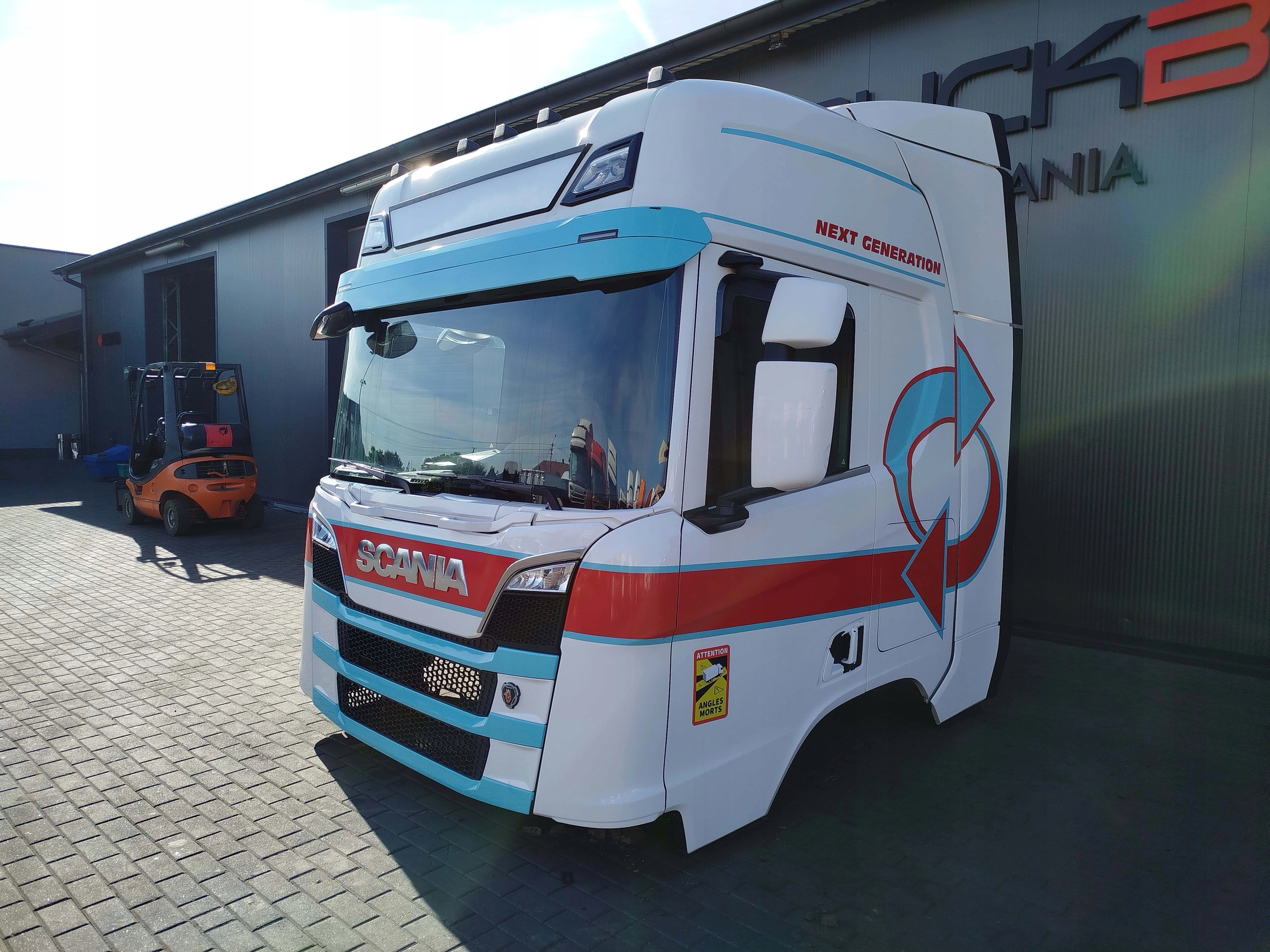 KABINA SCANIA R NTG - obrazek 7