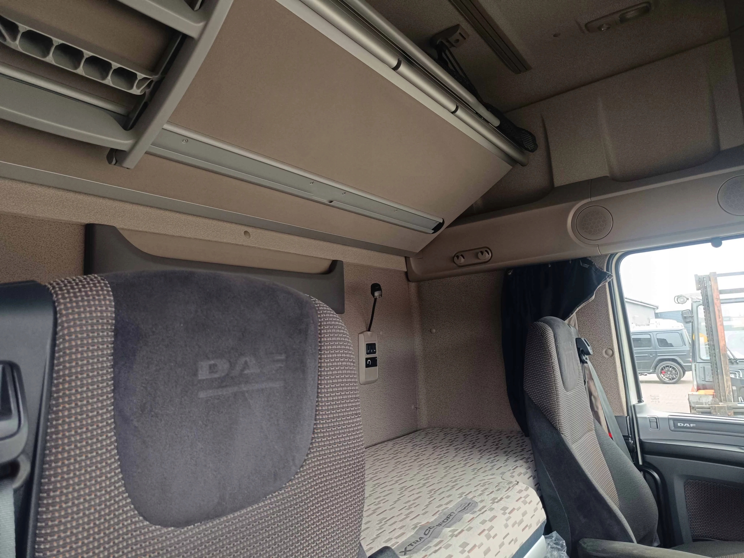 KABINA DAF XF 106 - obrazek 11