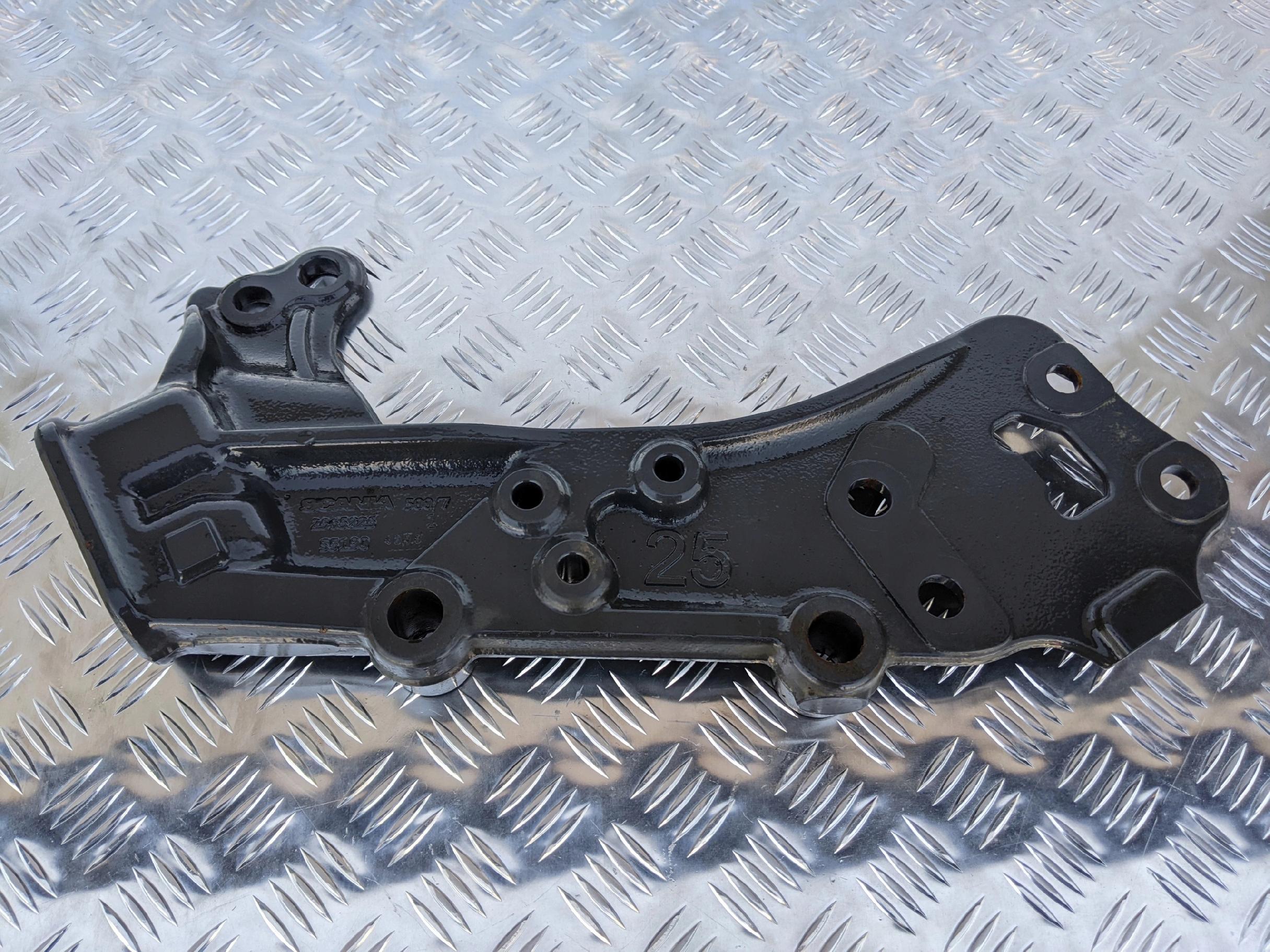 WSPORNIK MOCOWANIE ZDERZAKA SCANIA NTG 2018 ROK LE