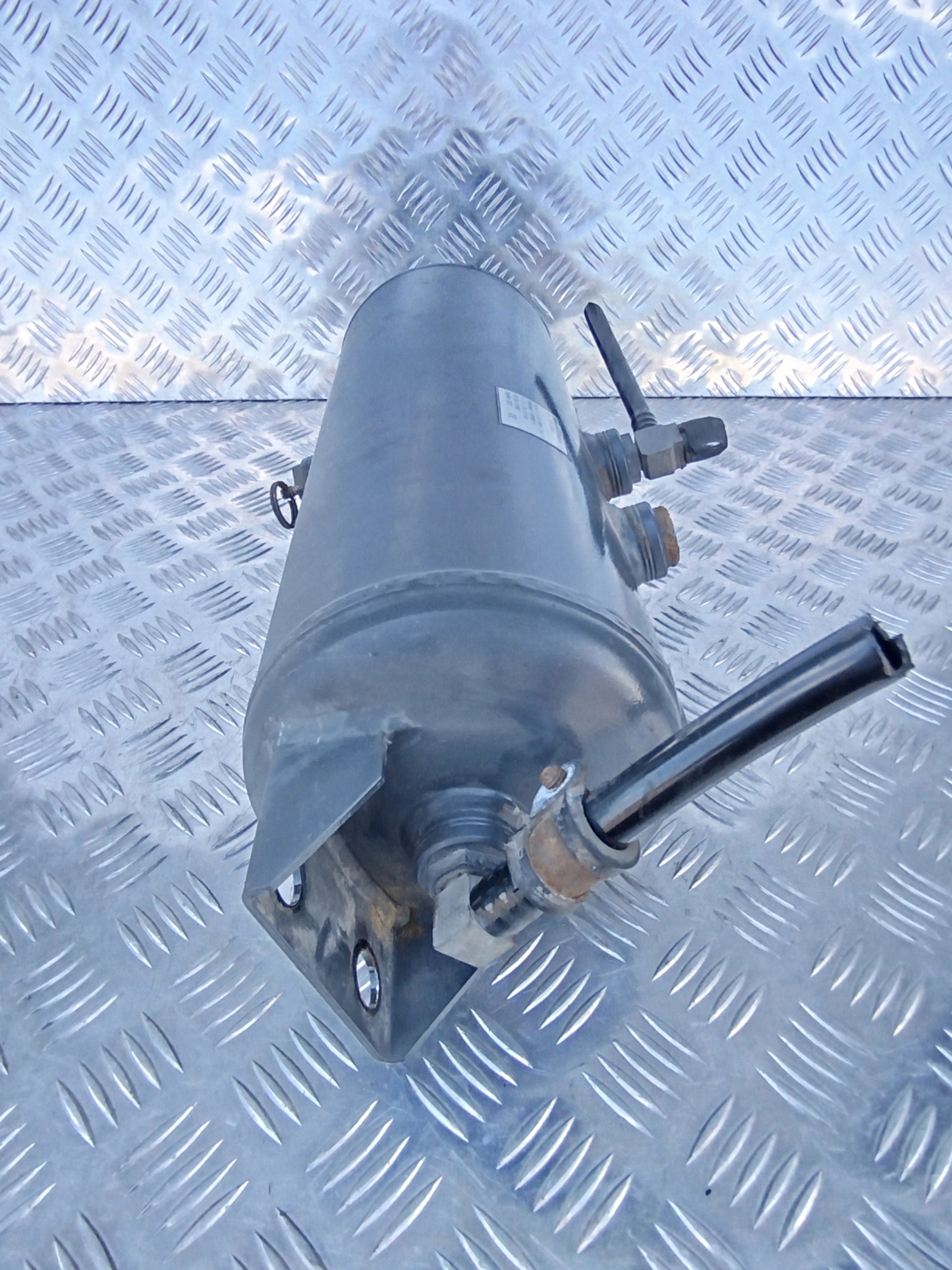 BUTLA ZBIORNIK POWIETRZA DAF XF 106 - obrazek 3