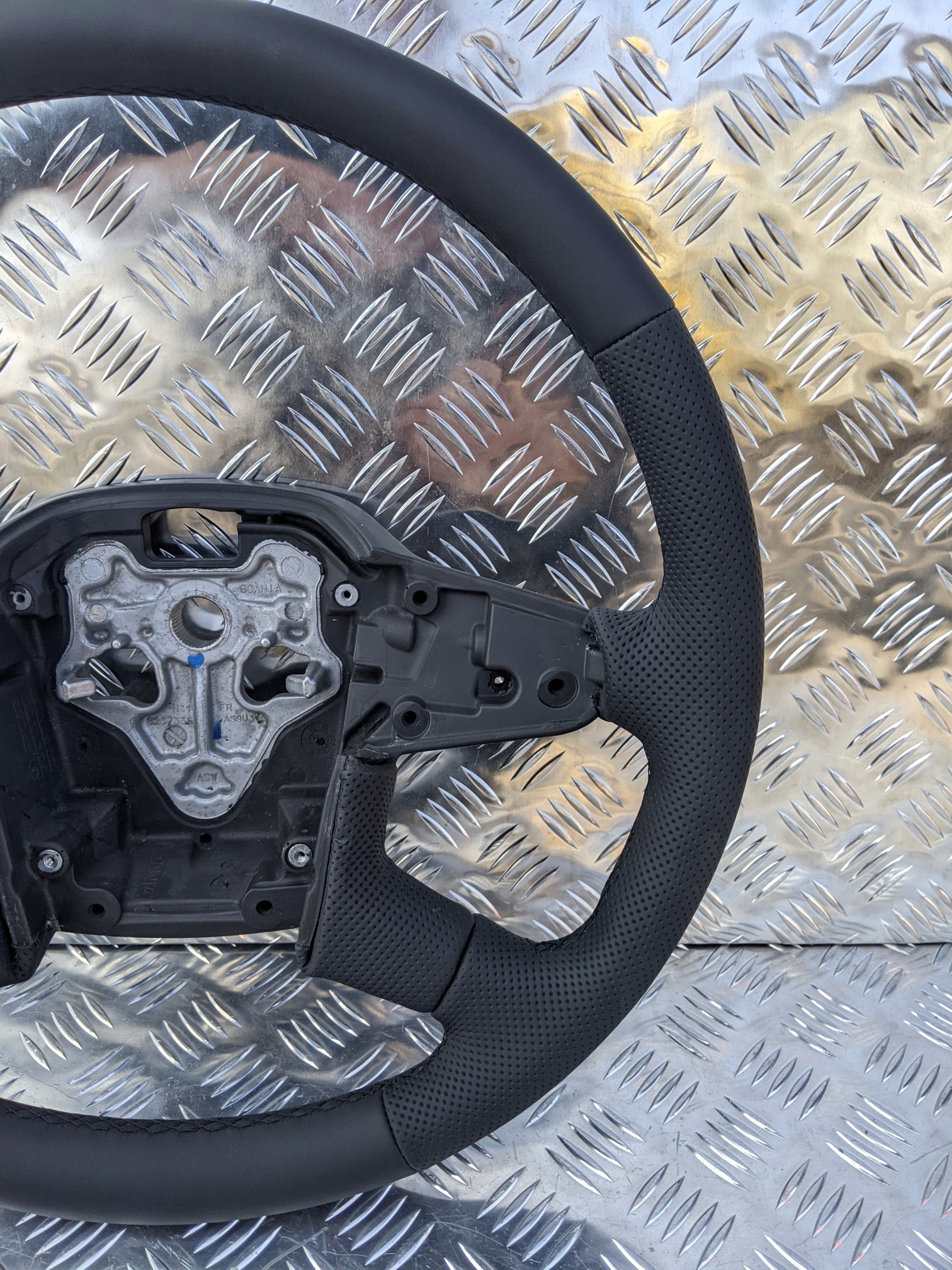 KIEROWNICA SCANIA NTG NOWE OBSZYCIE - obrazek 4