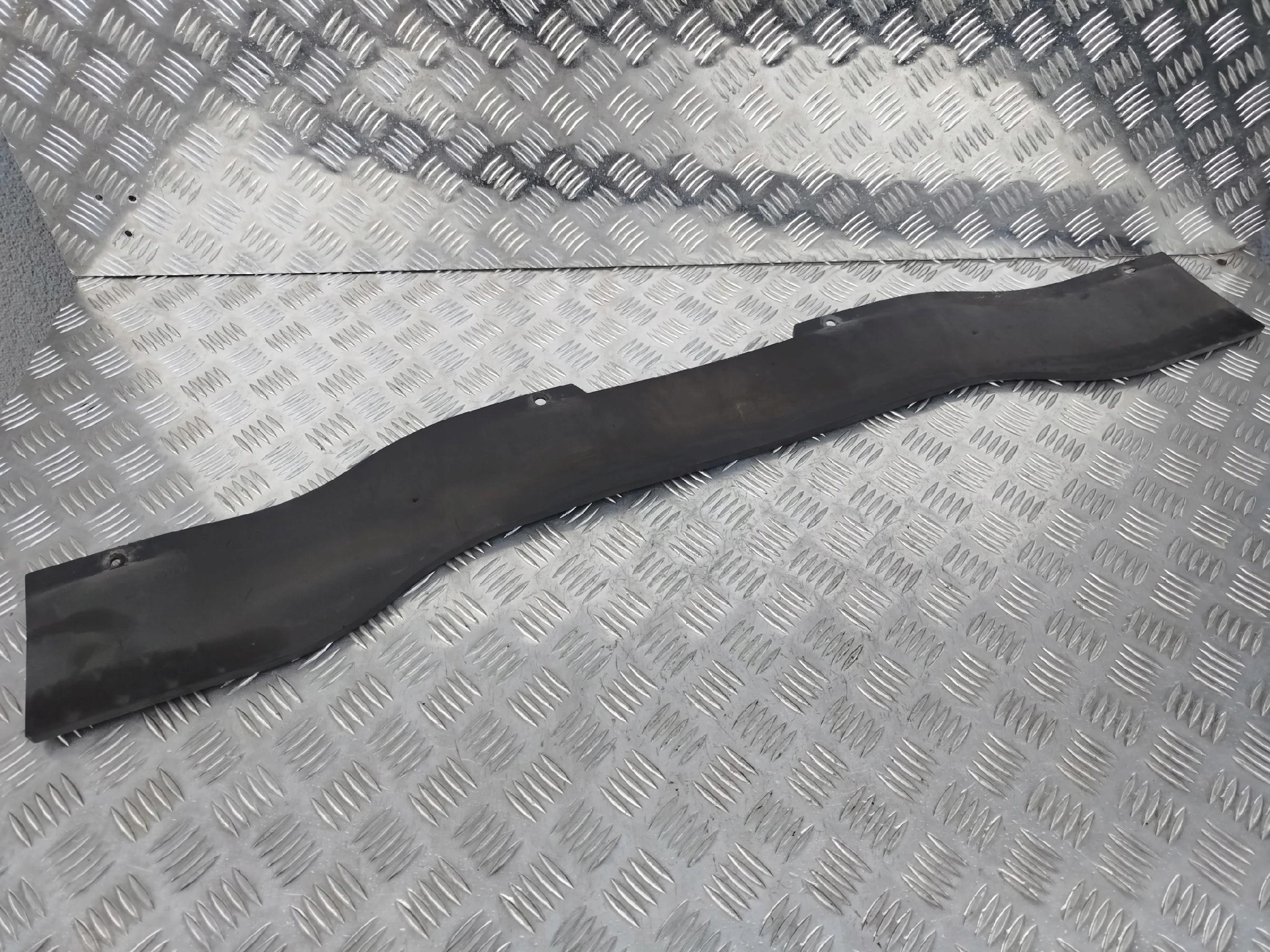 MASKOWNICA CHŁODNICY SCANIA NTG - obrazek 2